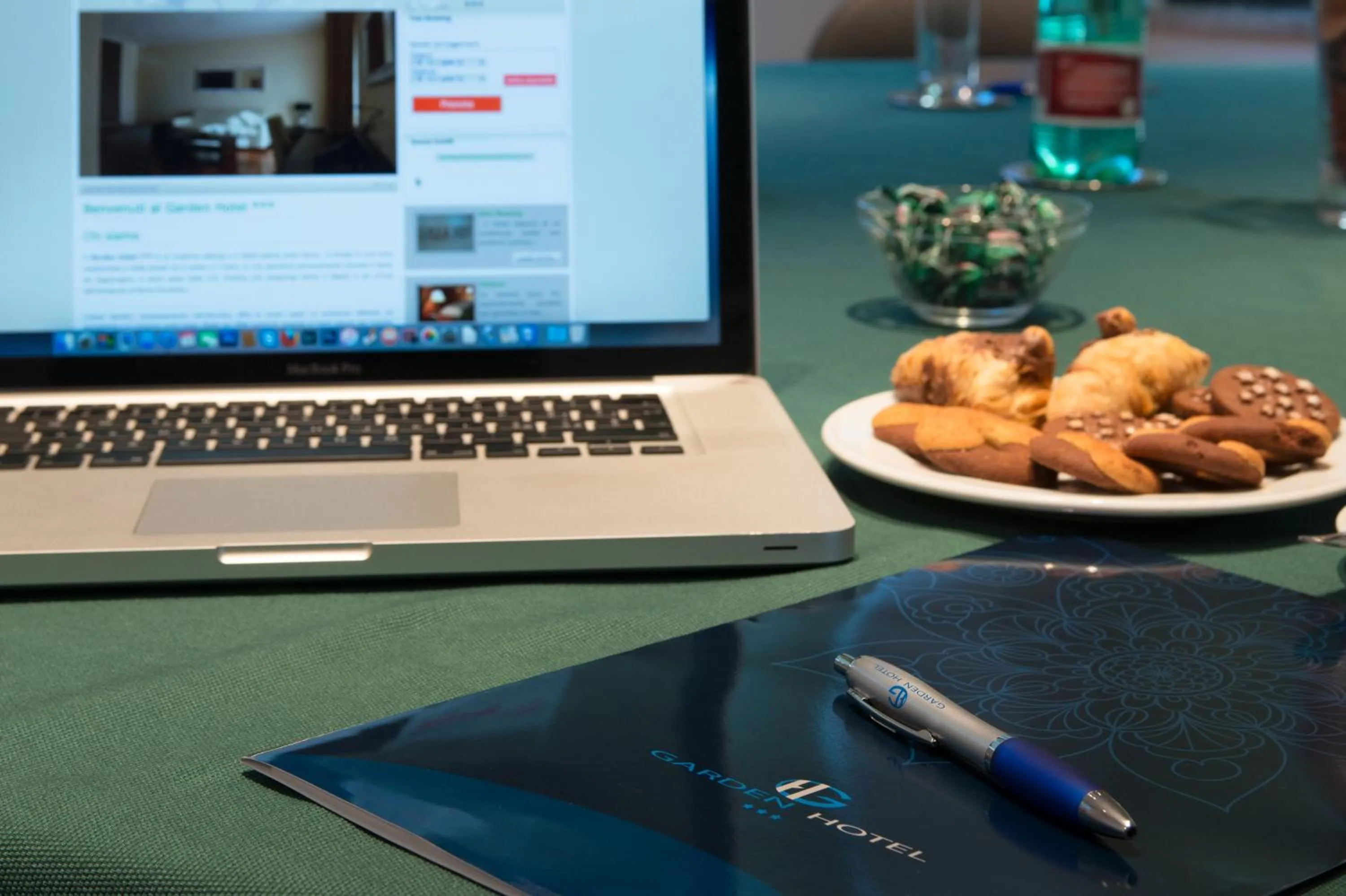 Decorative detail in Garden Hotel