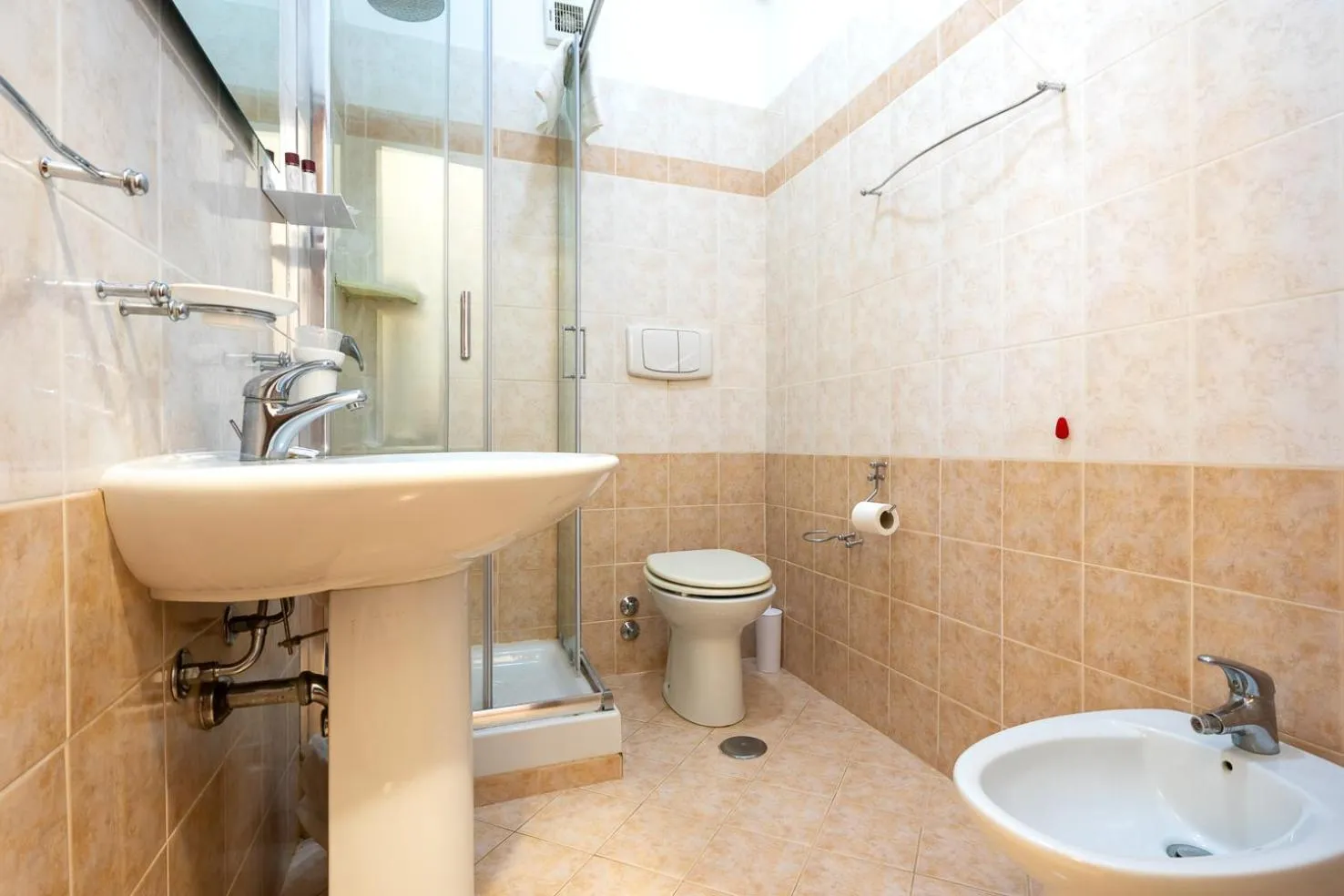 Shower in Garden Hotel