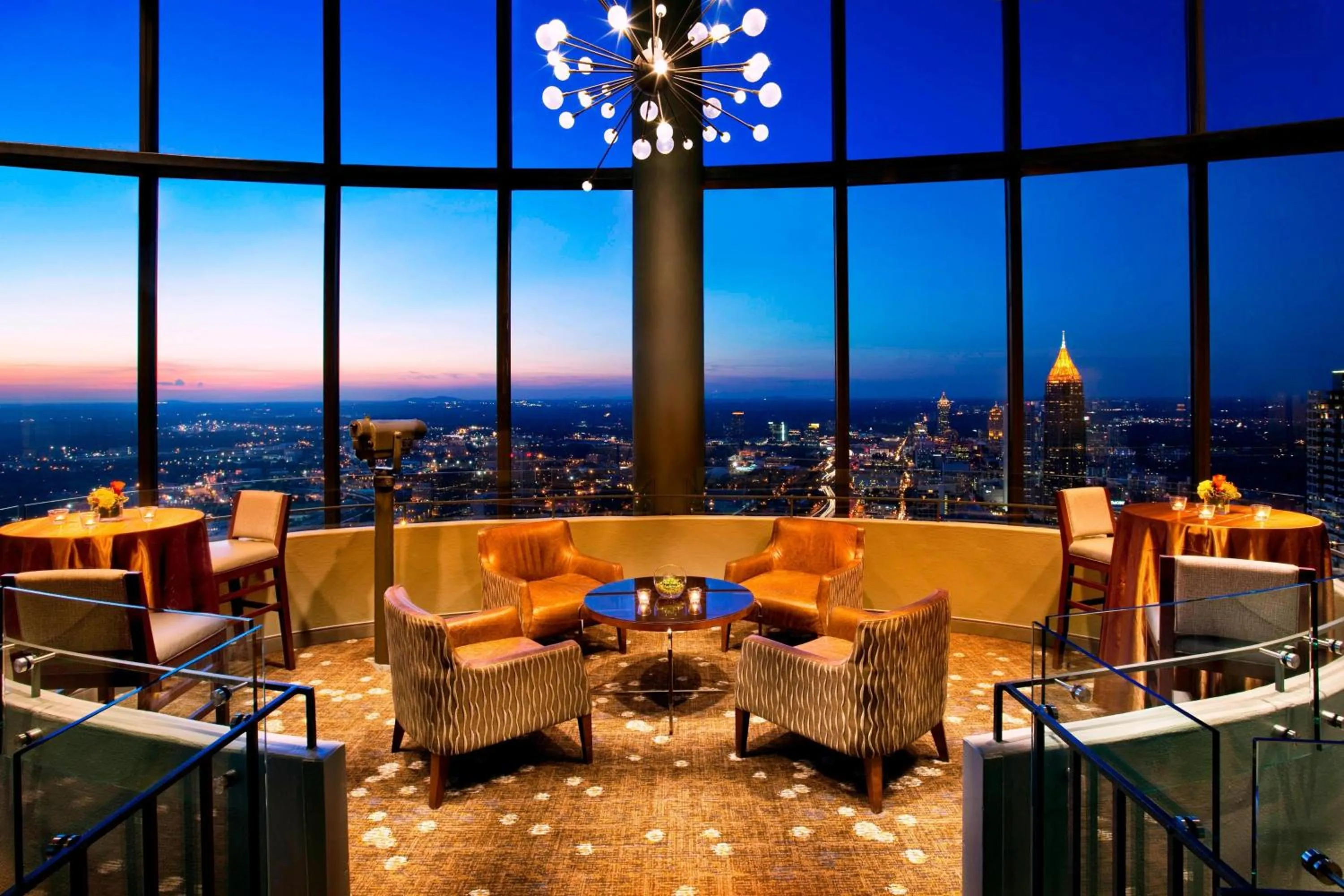 Lounge or bar in The Westin Peachtree Plaza, Atlanta