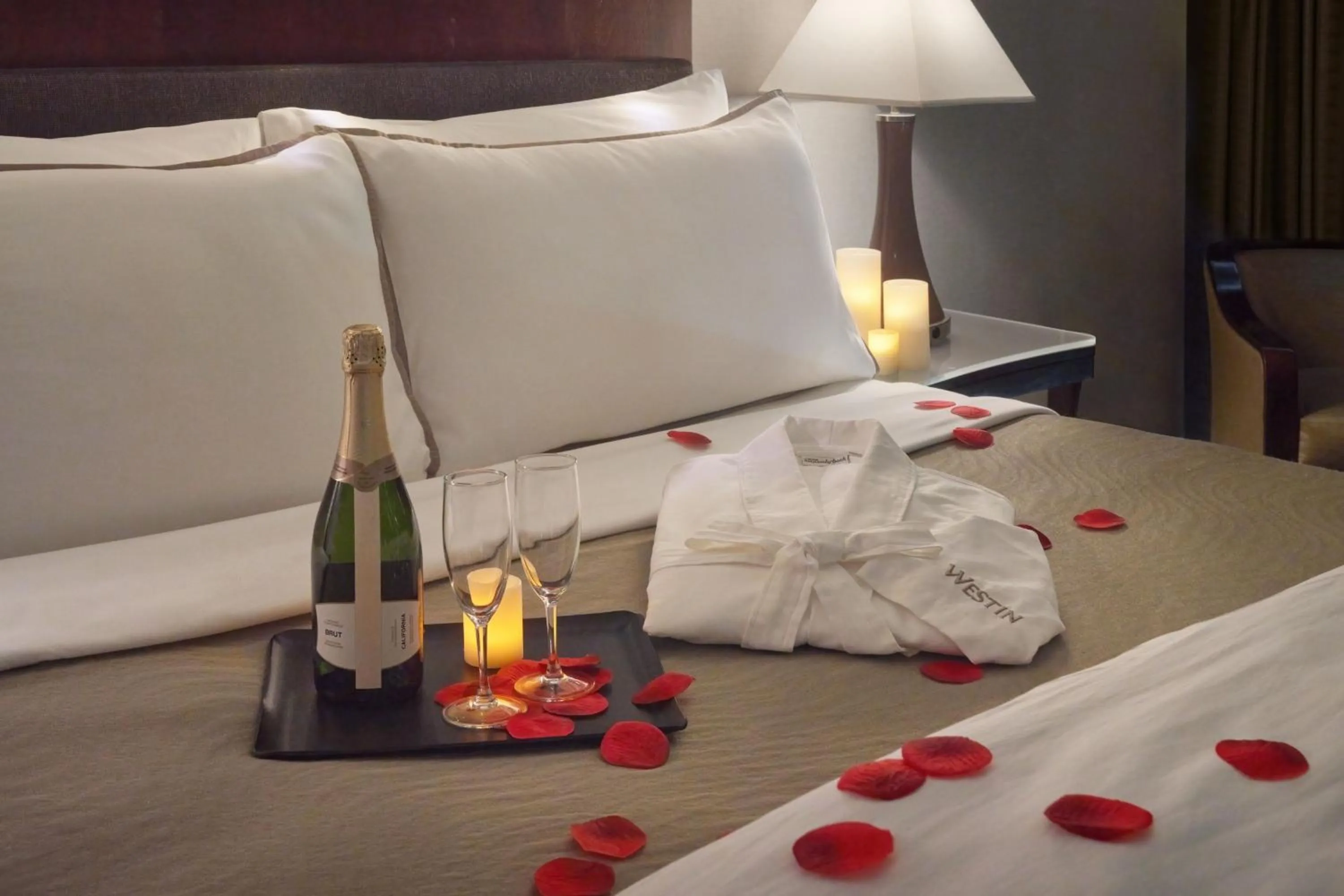 Other, Bed in The Westin Peachtree Plaza, Atlanta