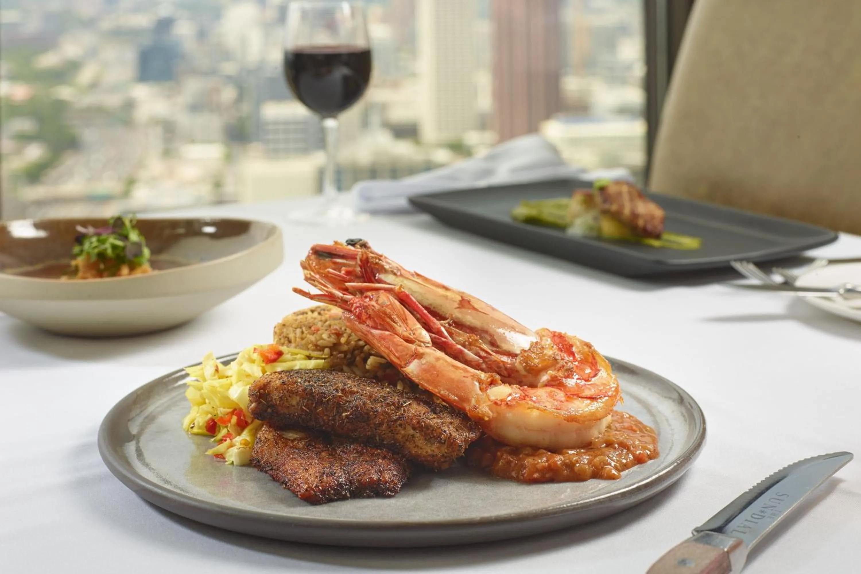 Restaurant/places to eat in The Westin Peachtree Plaza, Atlanta