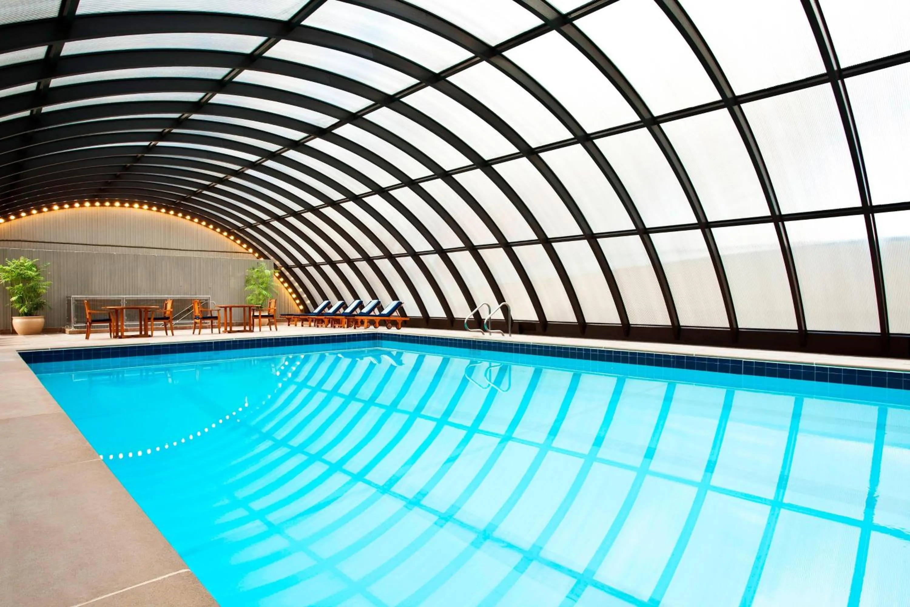 Swimming pool in The Westin Peachtree Plaza, Atlanta