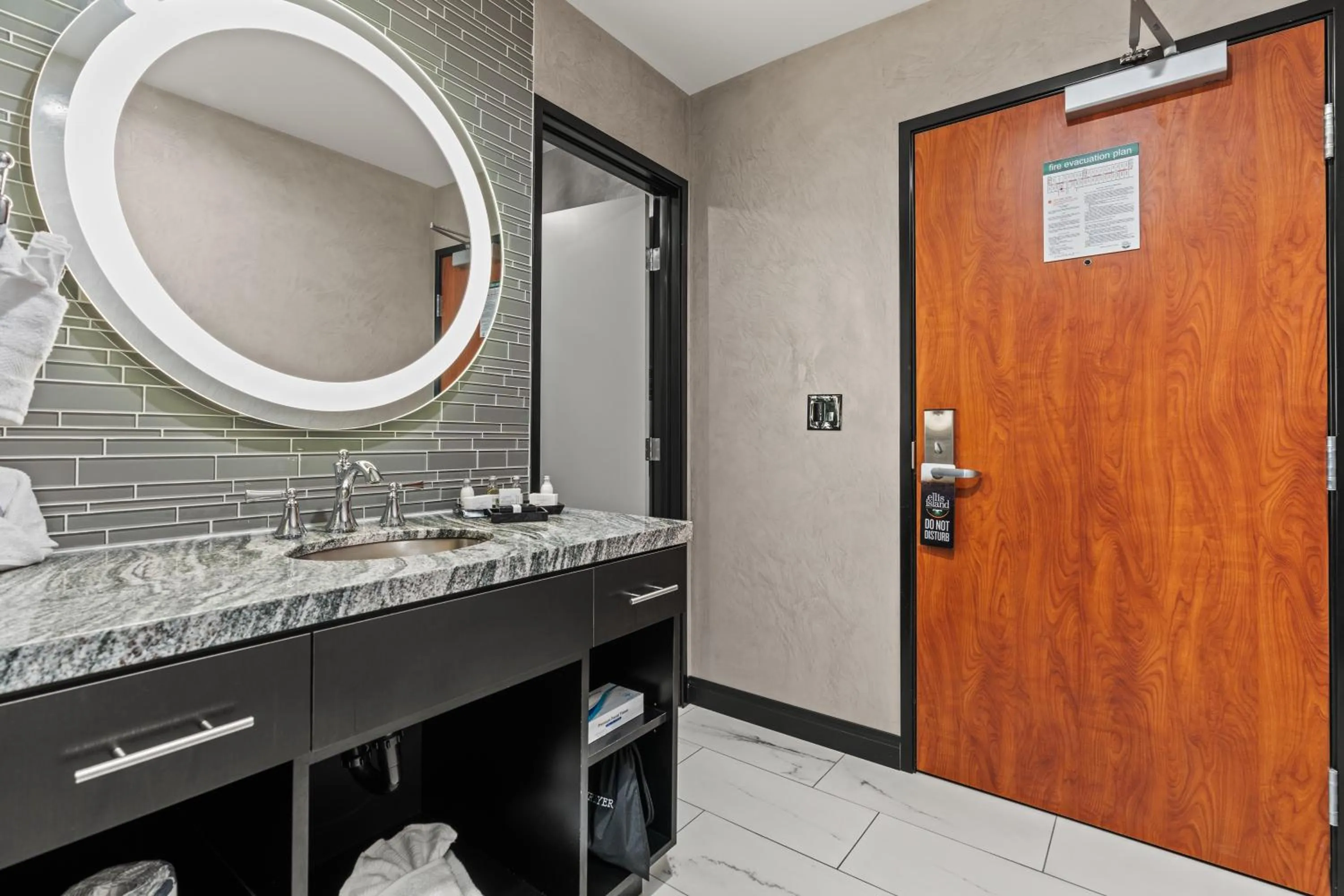 Bedroom in Ellis Island Hotel Casino & Brewery