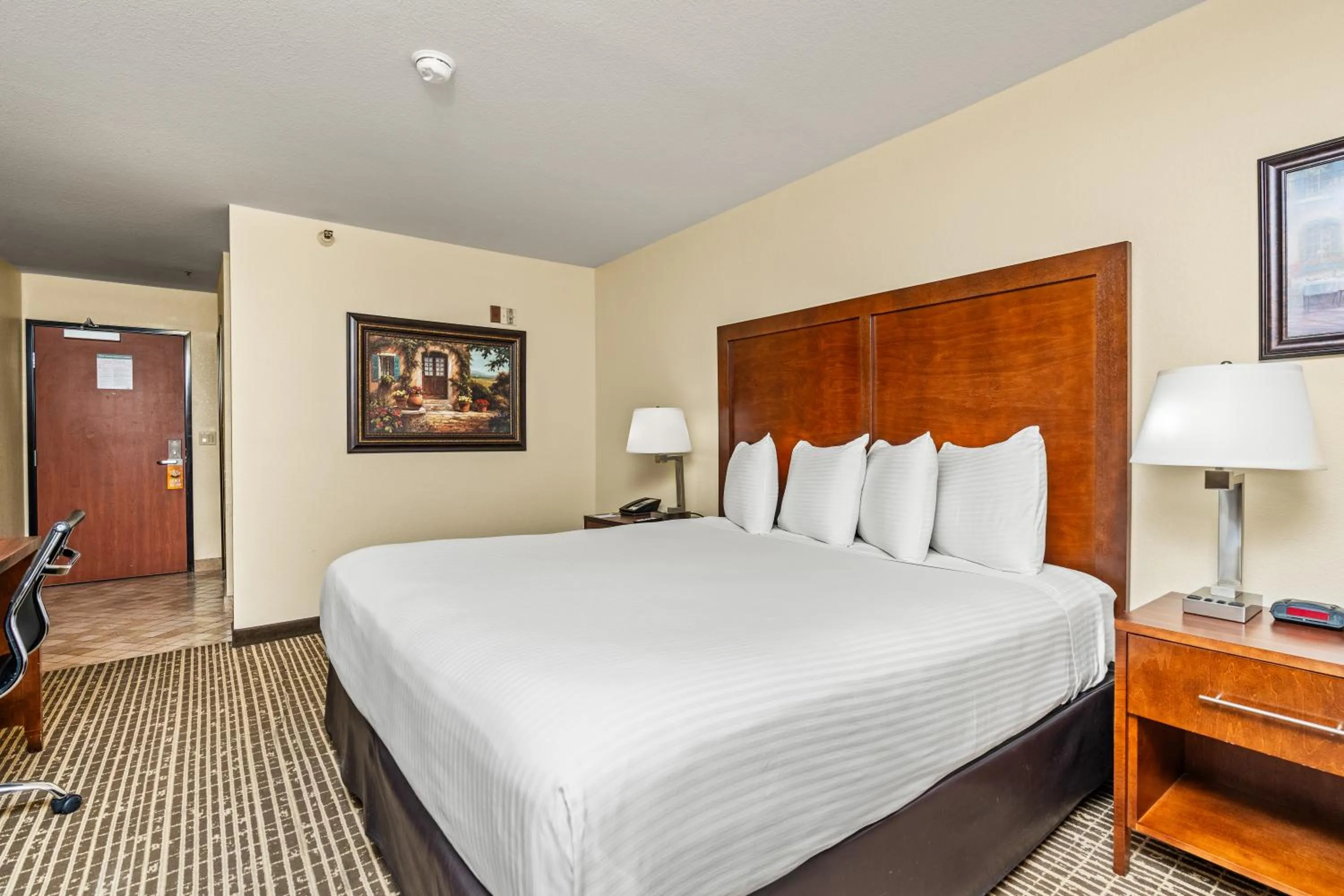 Bed in Ellis Island Hotel Casino & Brewery