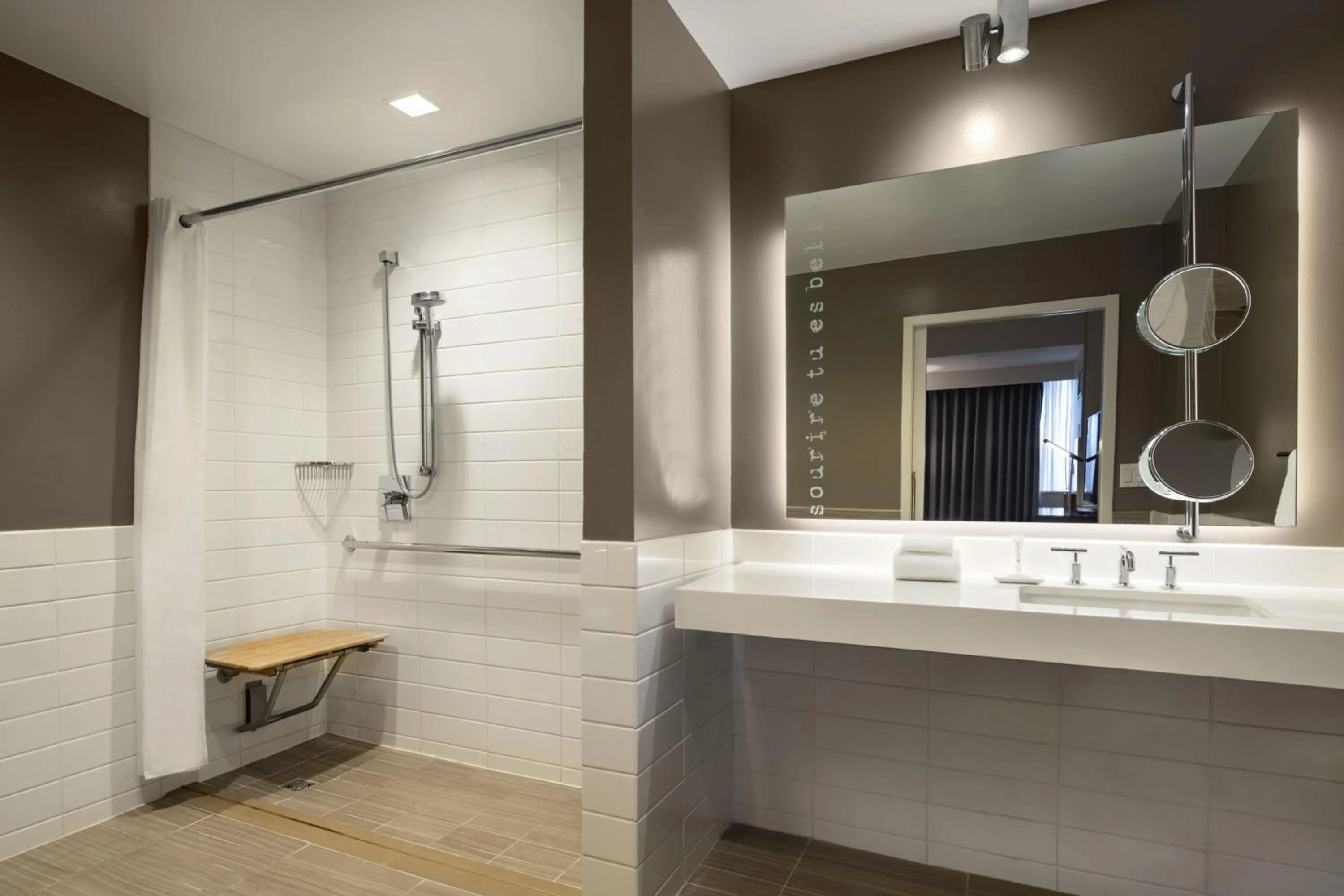 Bathroom in Le Meridien New Orleans