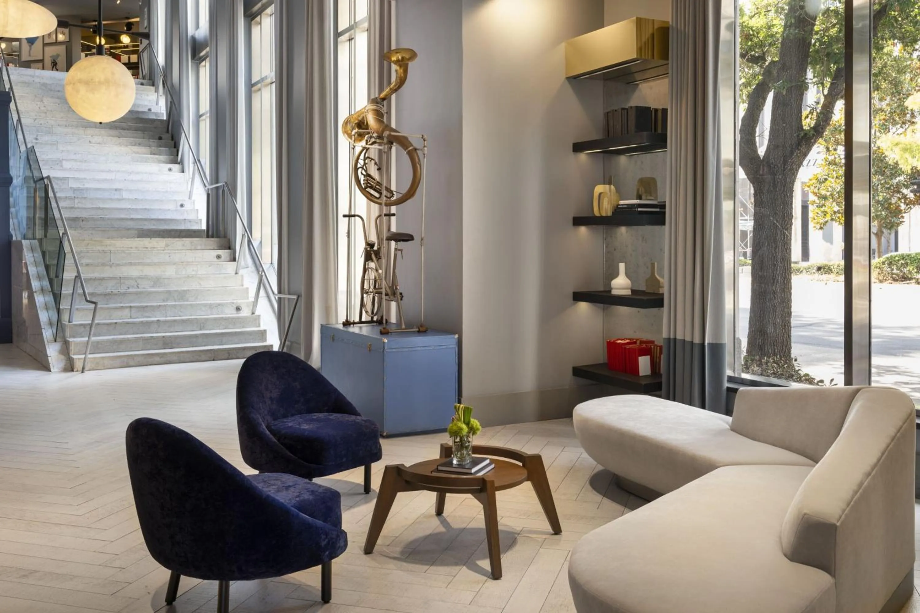 Lobby or reception in Le Meridien New Orleans