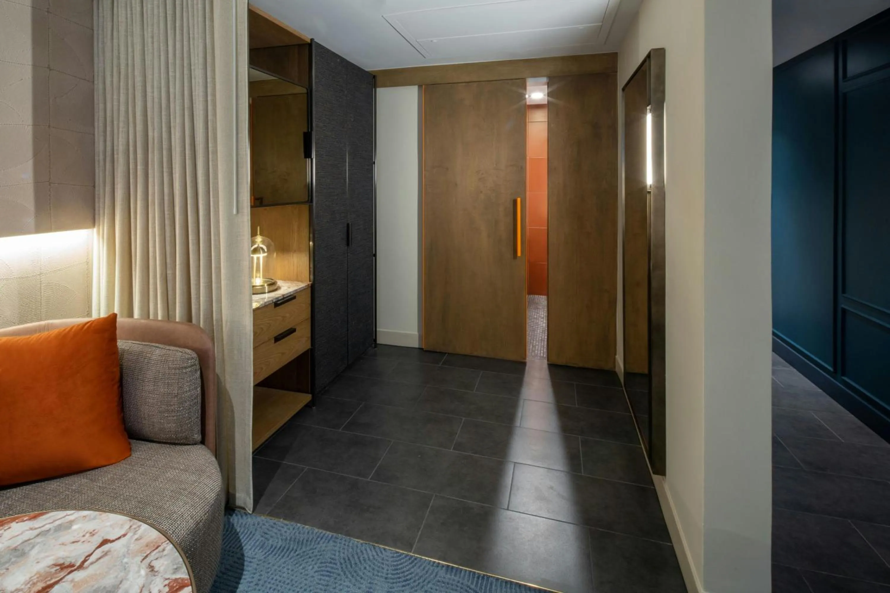 Photo of the whole room in Hotel de la Poste - French Quarter, A Renaissance Hotel