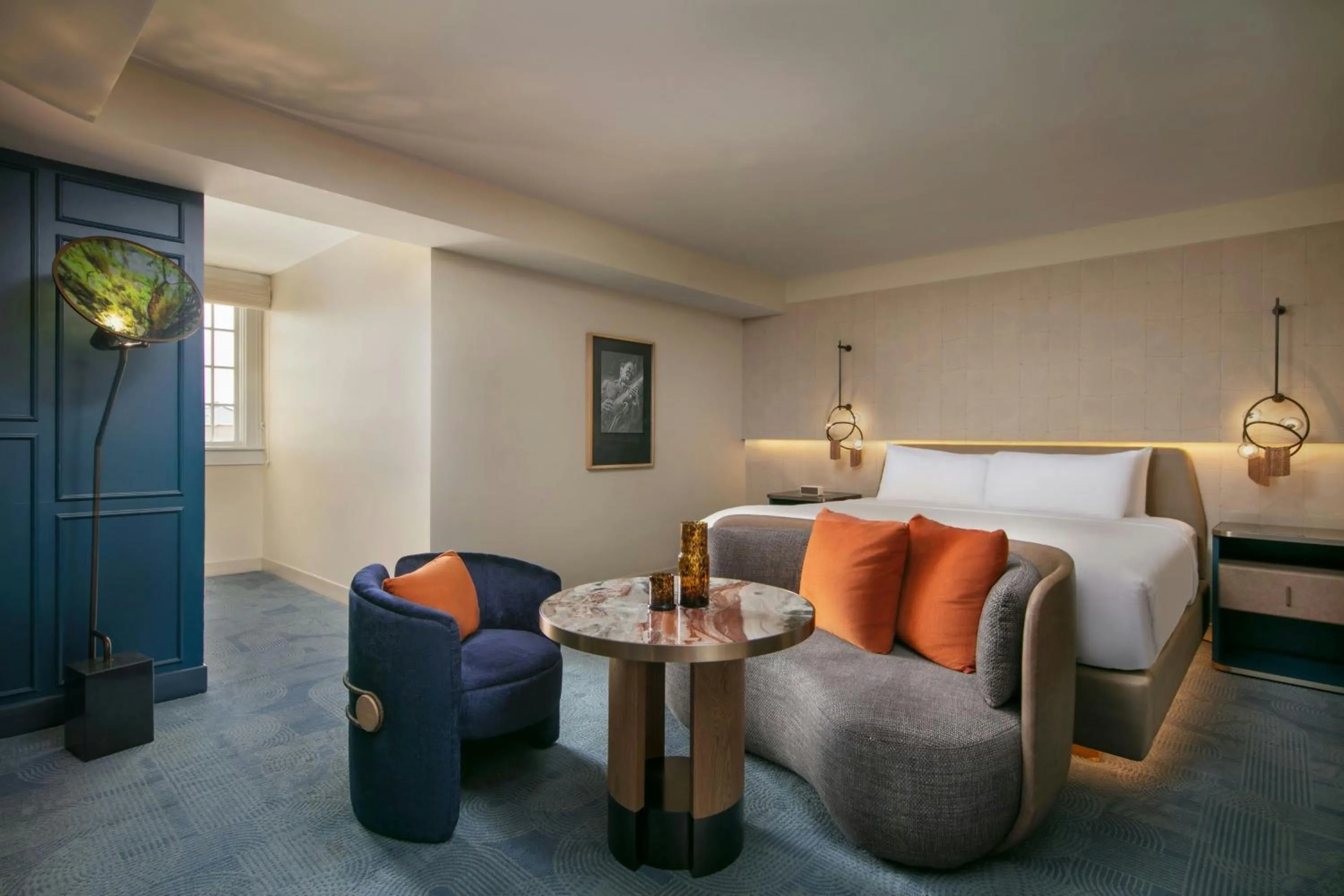 Photo of the whole room in Hotel de la Poste - French Quarter, A Renaissance Hotel