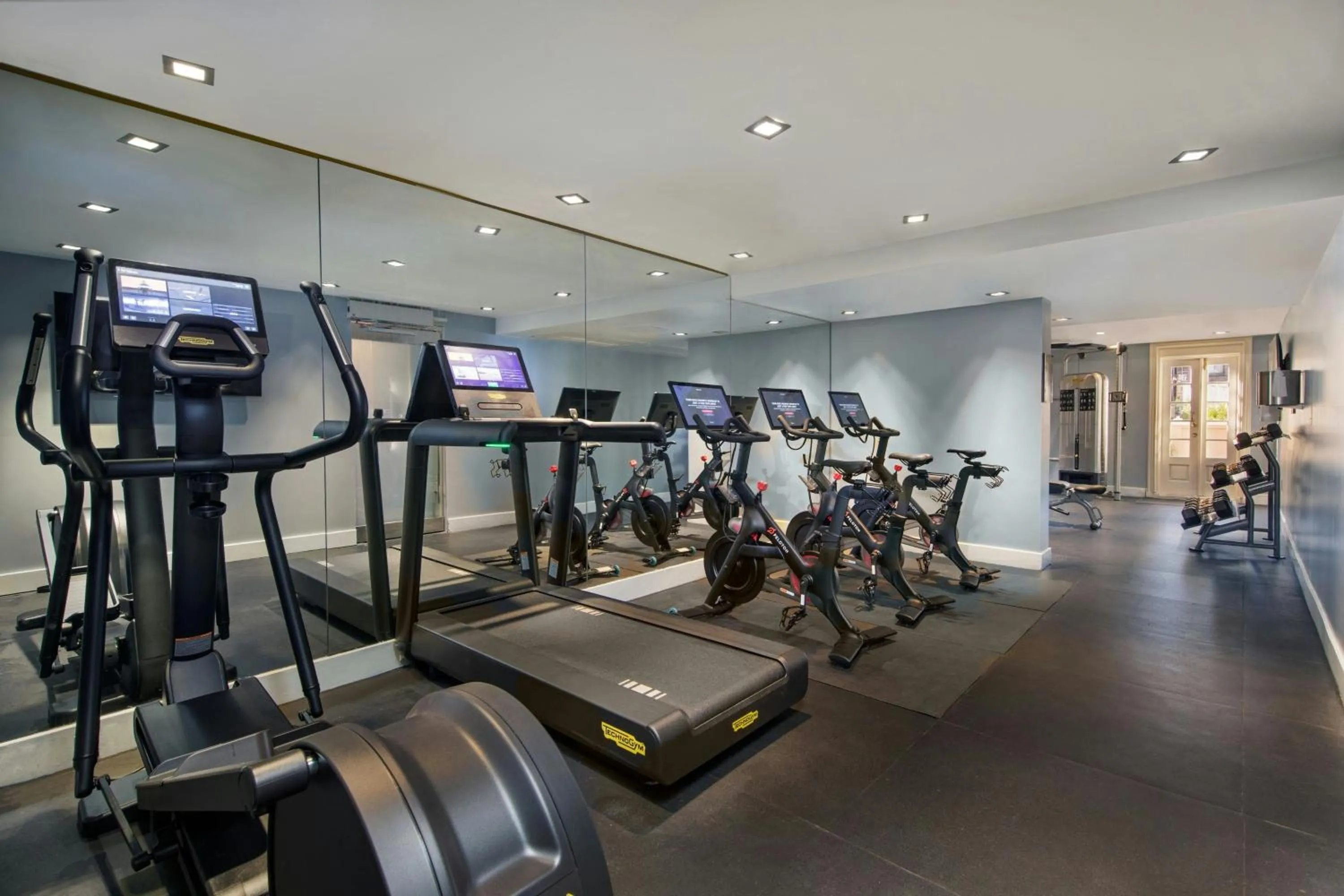 Fitness centre/facilities in Hotel de la Poste - French Quarter, A Renaissance Hotel
