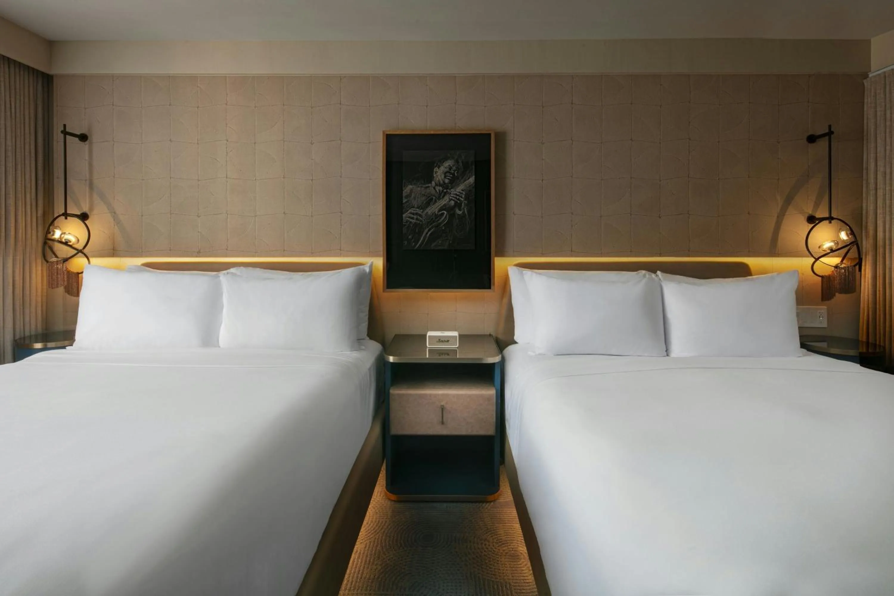 Photo of the whole room, Bed in Hotel de la Poste - French Quarter, A Renaissance Hotel