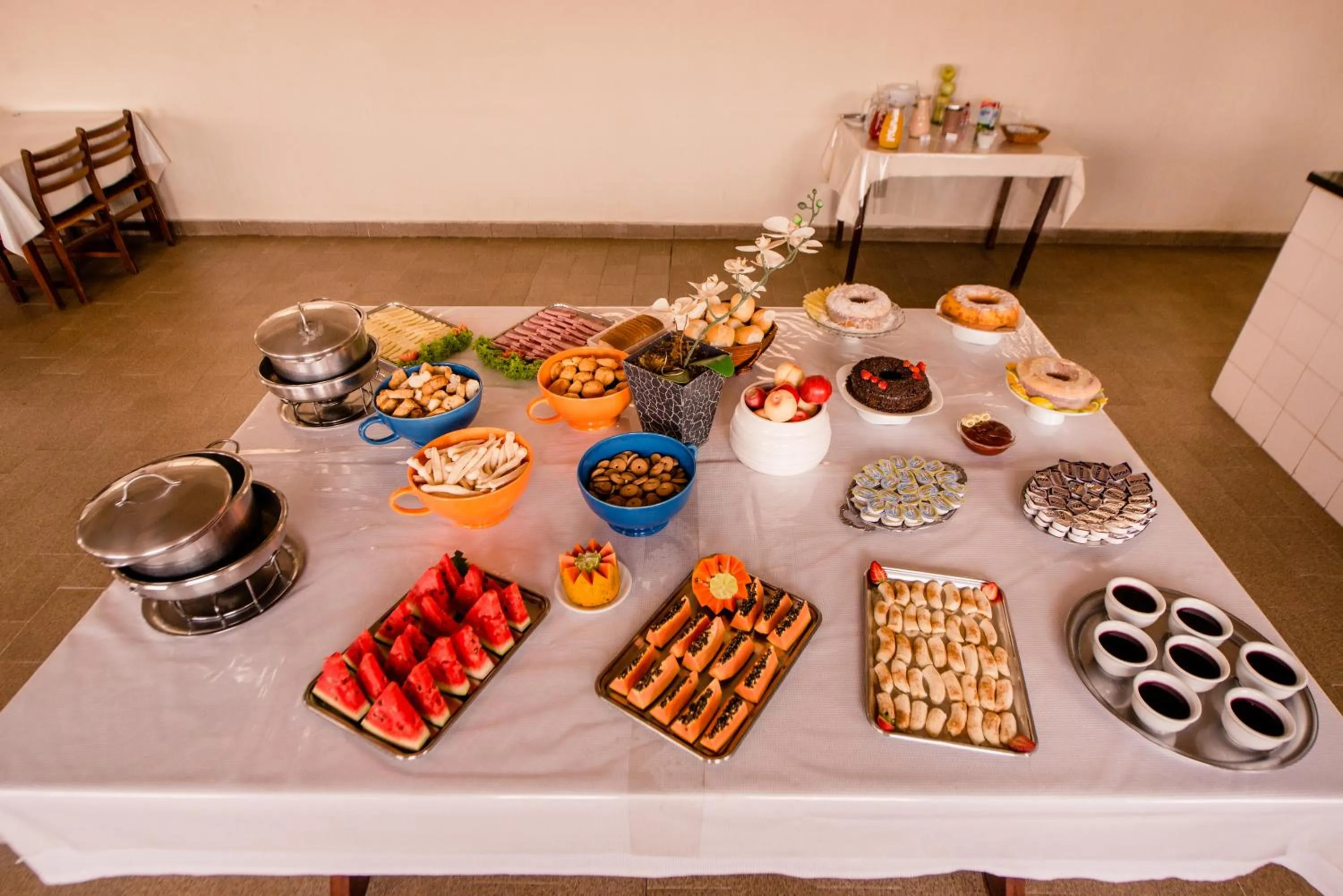 Breakfast in HAVANA ECONOMY