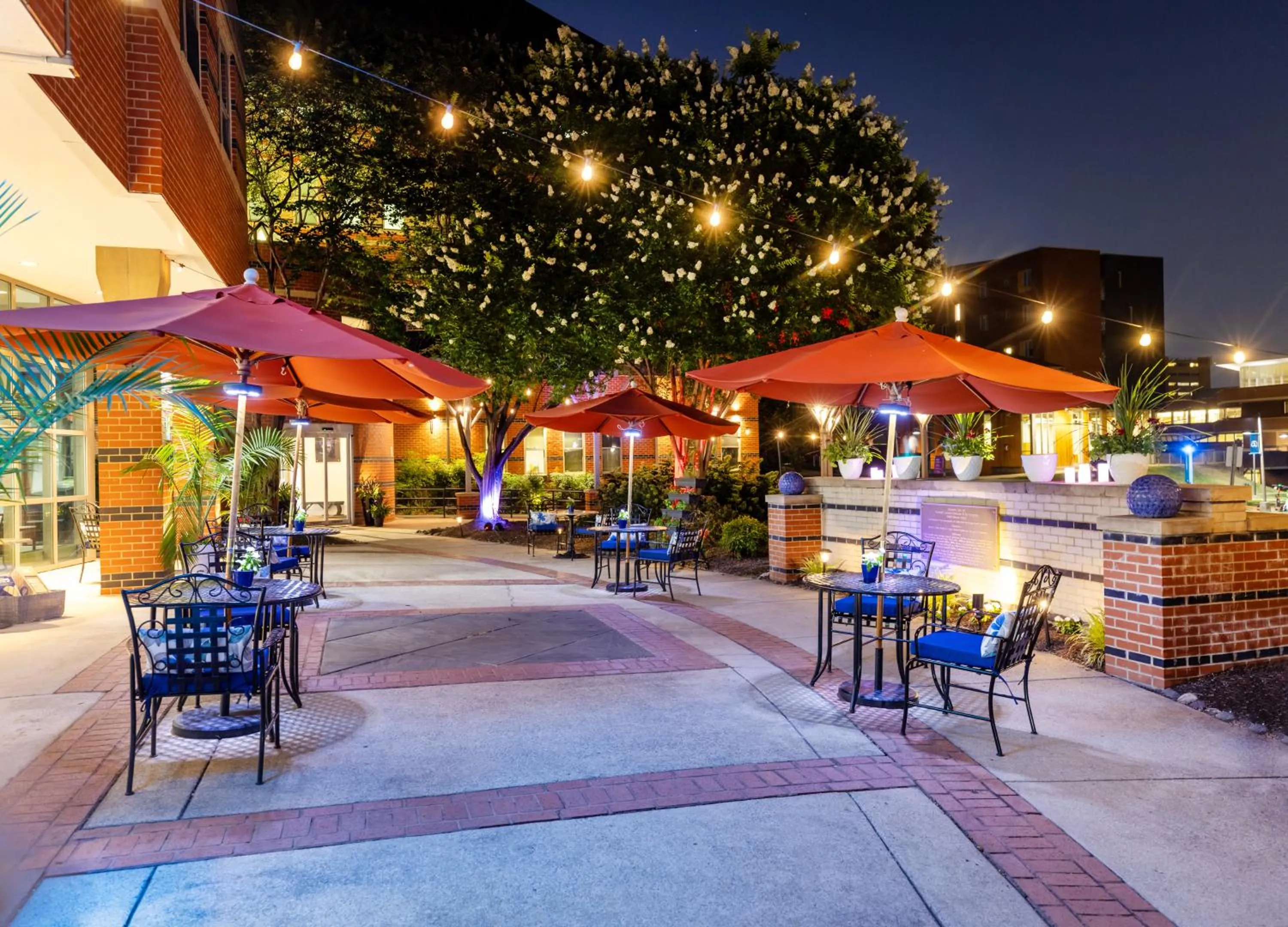 Balcony/Terrace in Kellogg Conference Hotel Capitol Hill at Gallaudet University