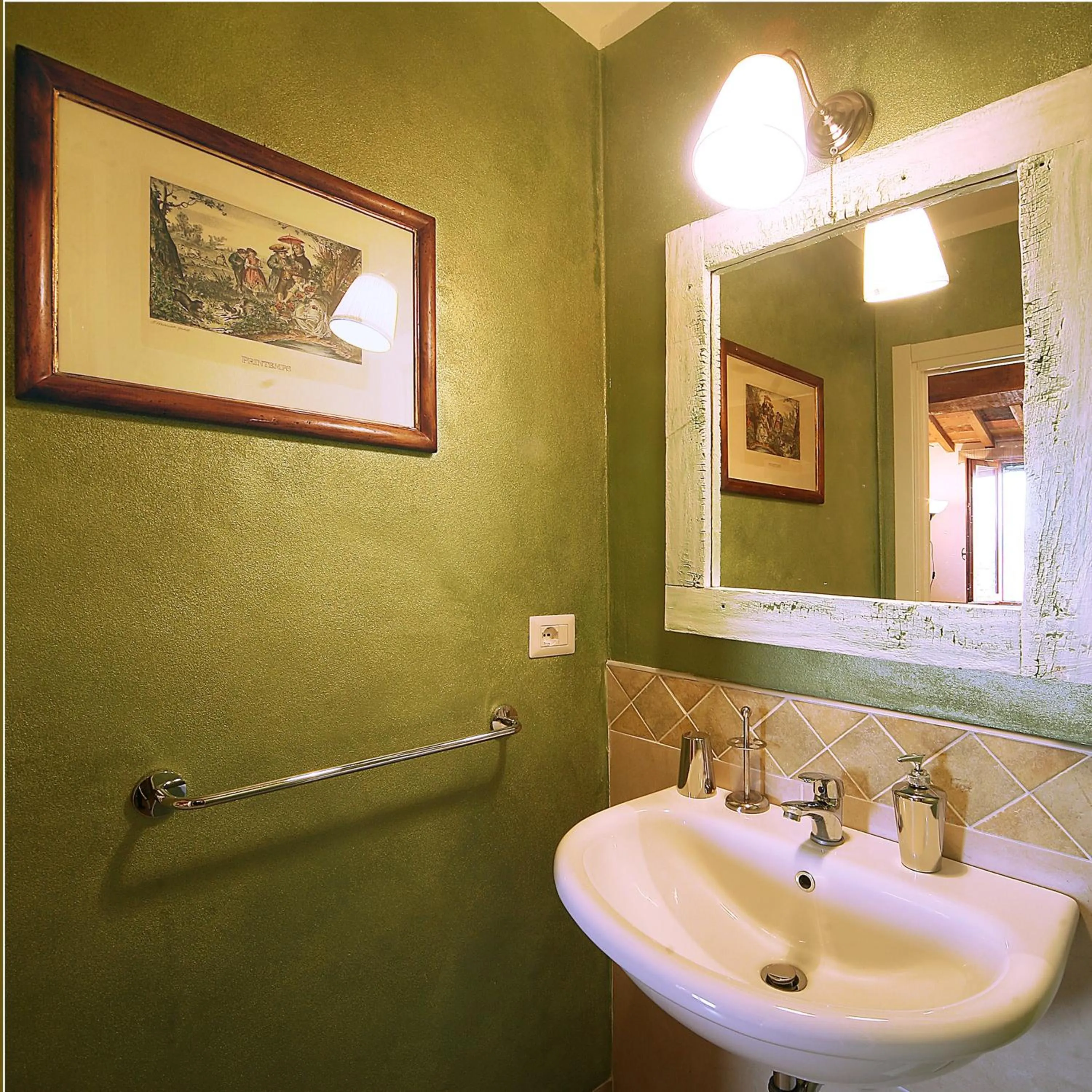 Bathroom in Casacenti B&B