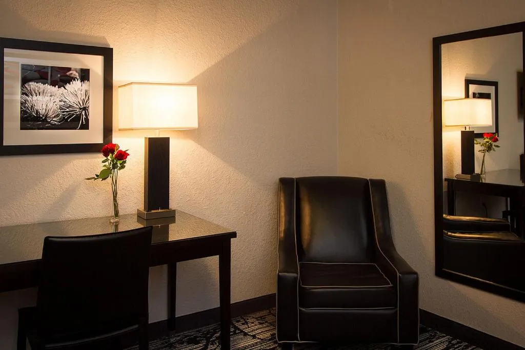 Seating area in Granada Inn