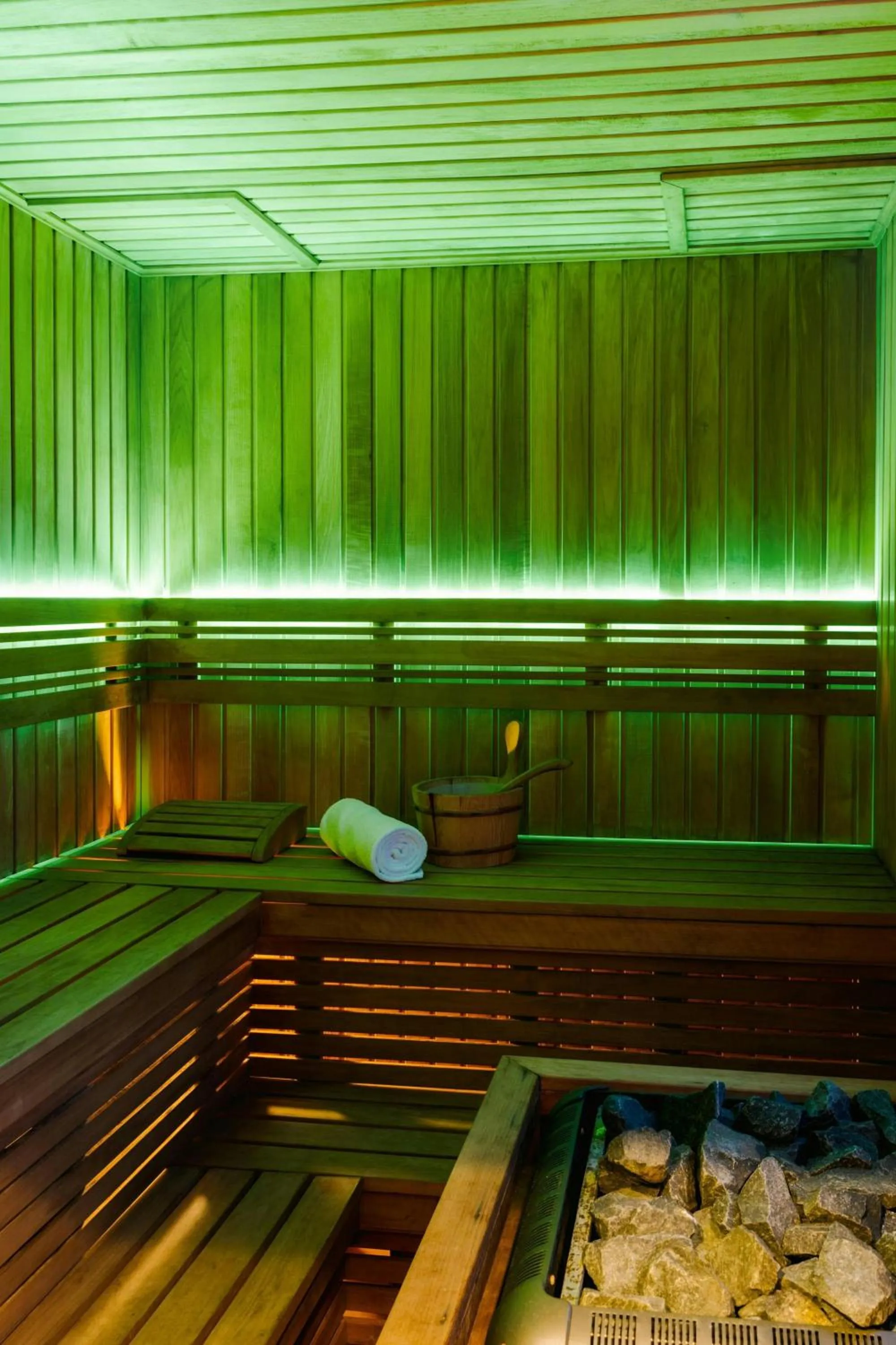 Spa and wellness centre/facilities in Sonder by Marriott Bonvoy JBR The Walk Apartments