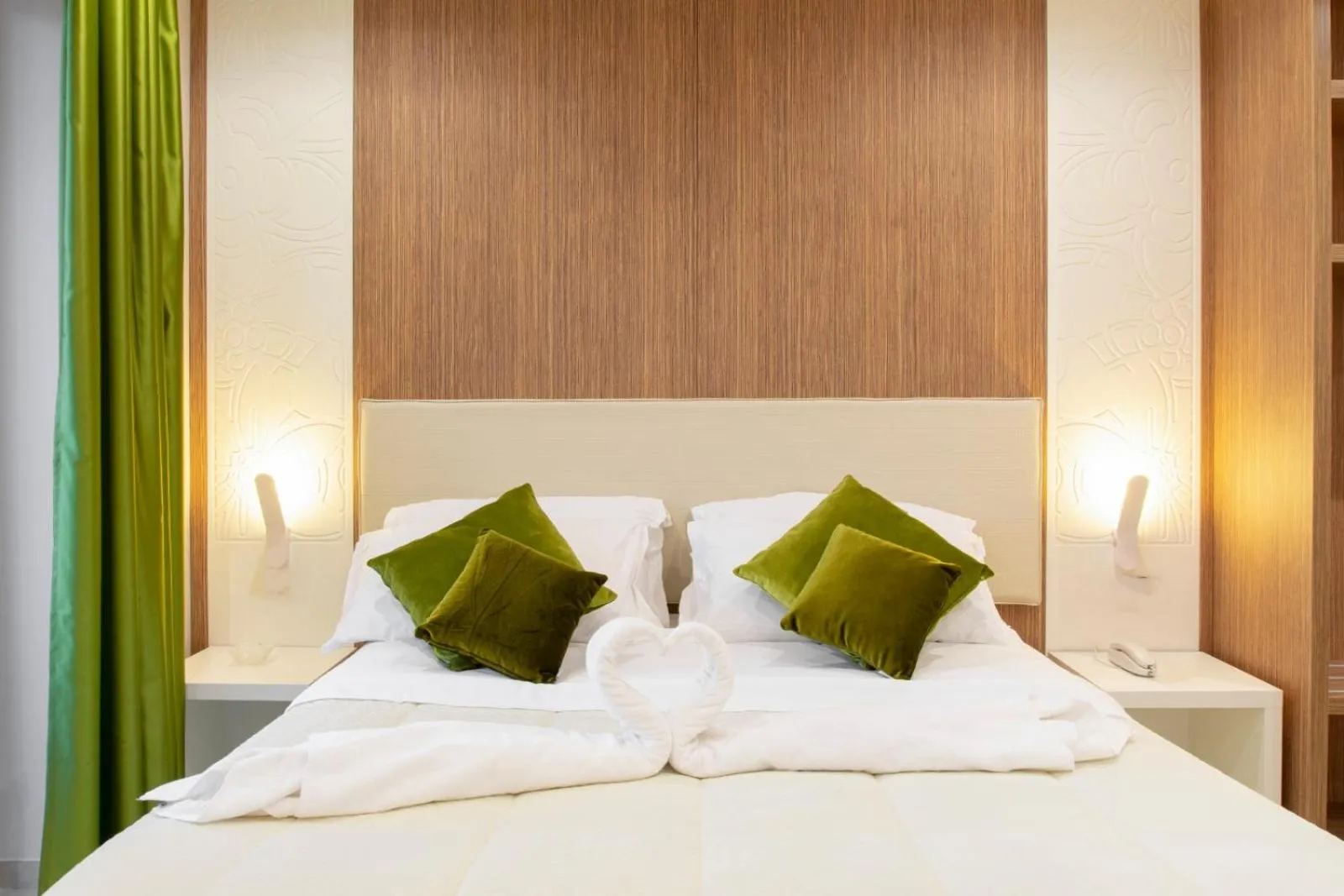 Bed in Hotel Miramare