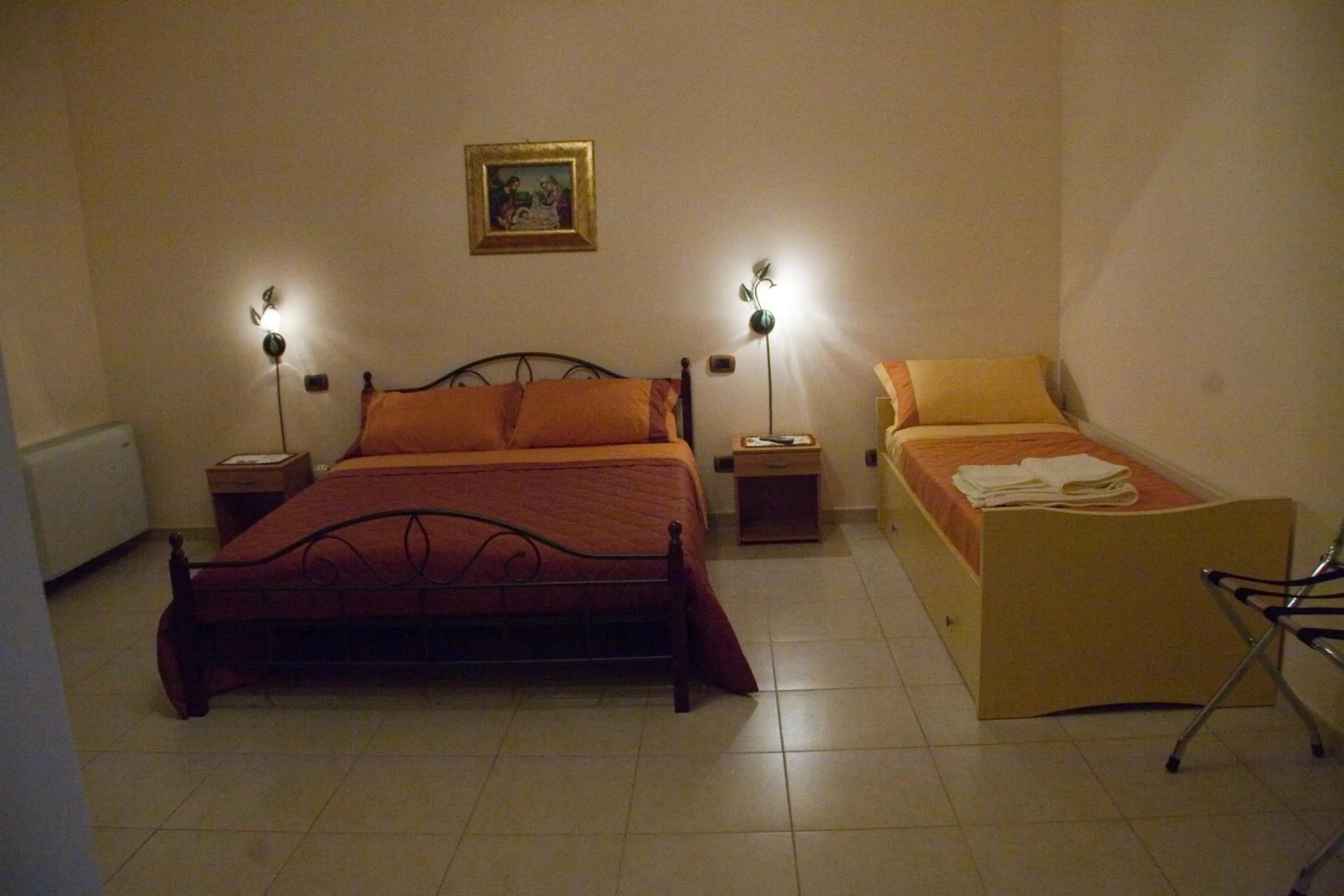 Bed in Villa Jolanda & Carmelo