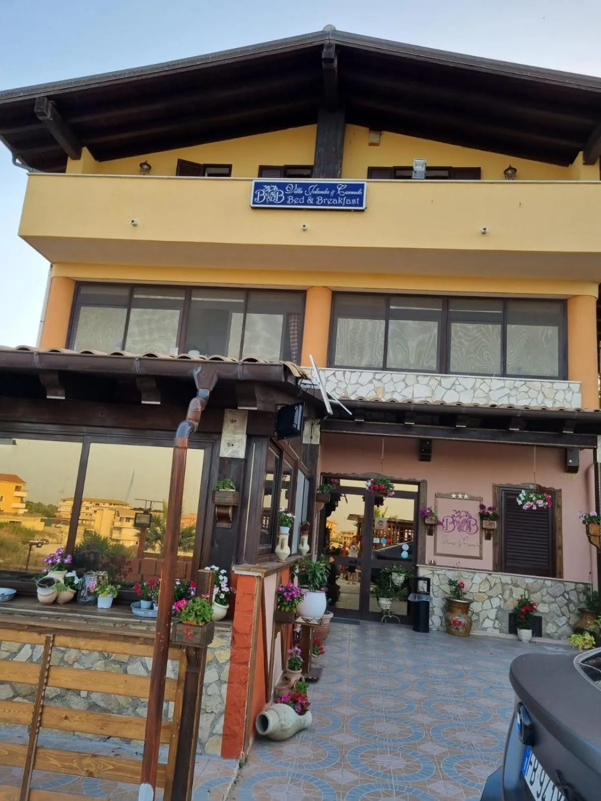 Villa Jolanda & Carmelo