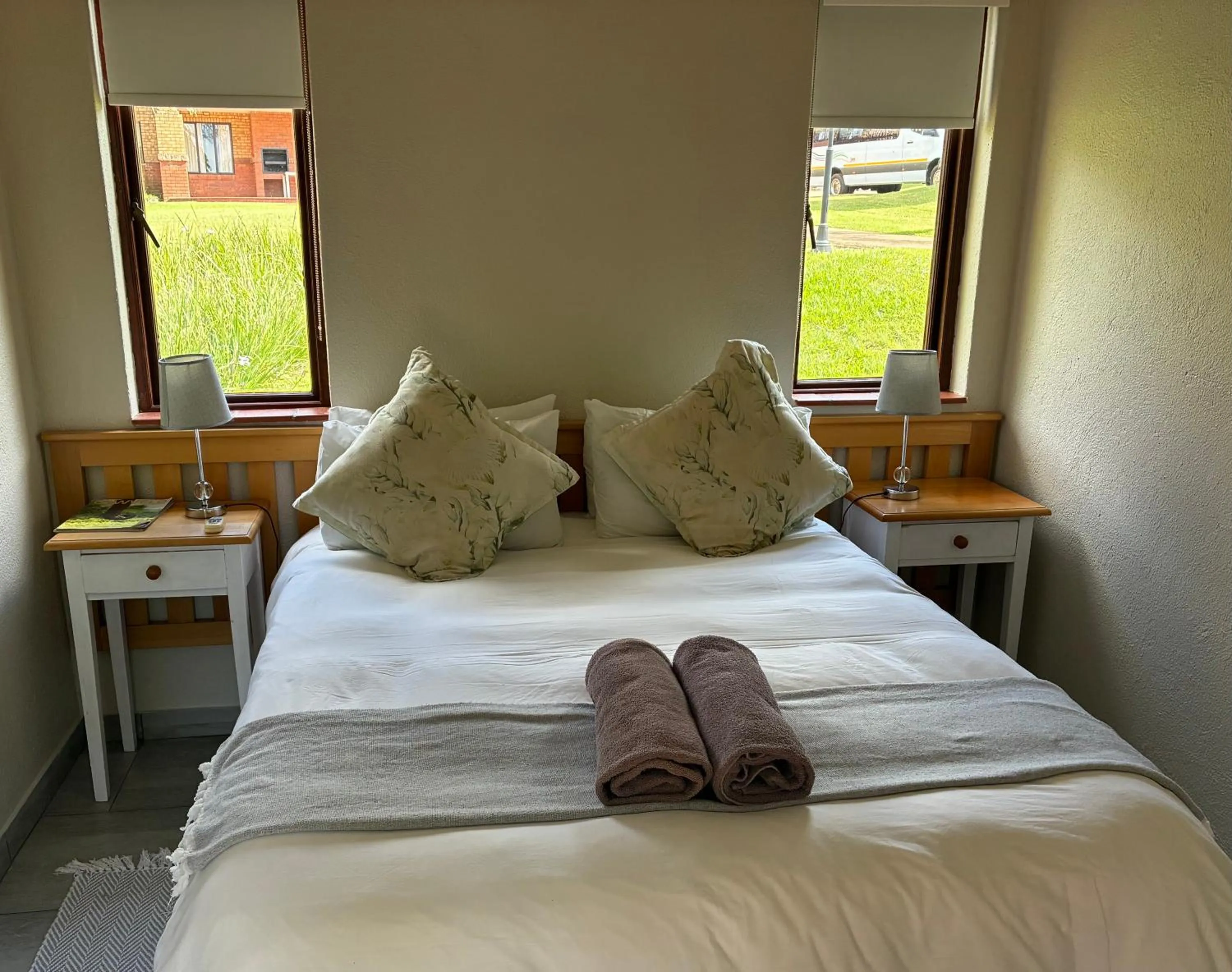 Bed in Thyme Inn on Greenway