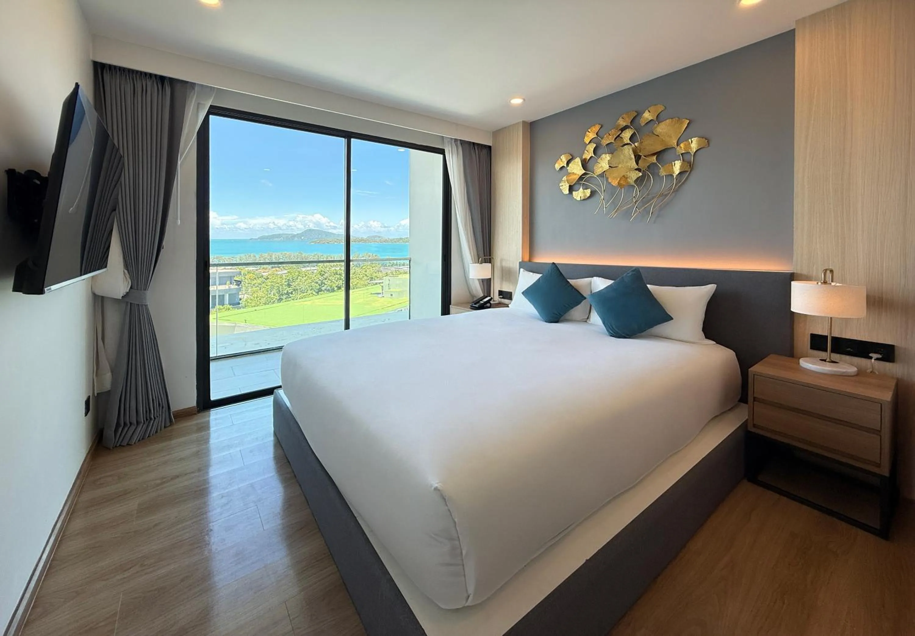 Bed in Wyndham La Vita Rawai Phuket