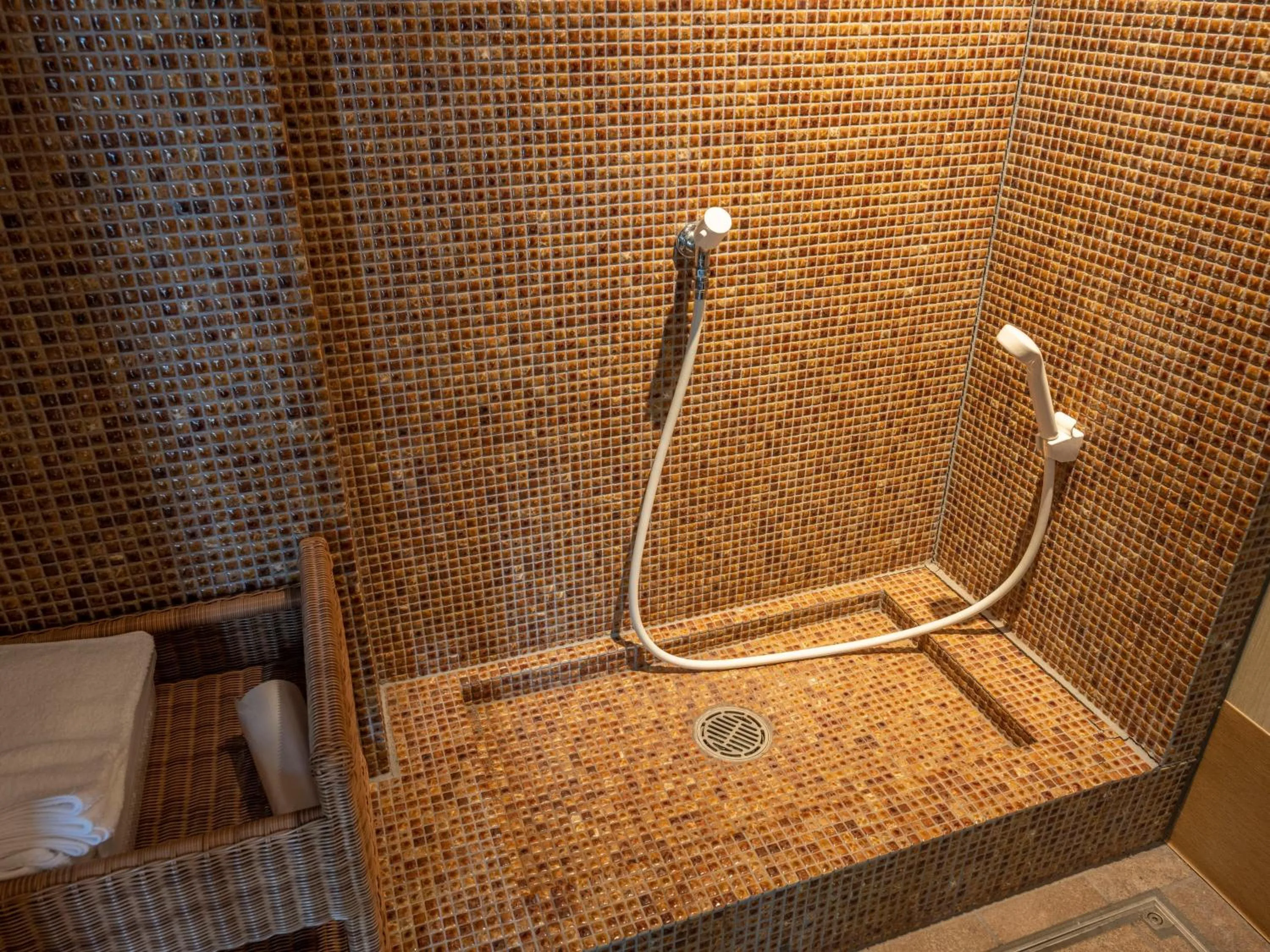 Shower in KAMENOI HOTEL Kamogawa