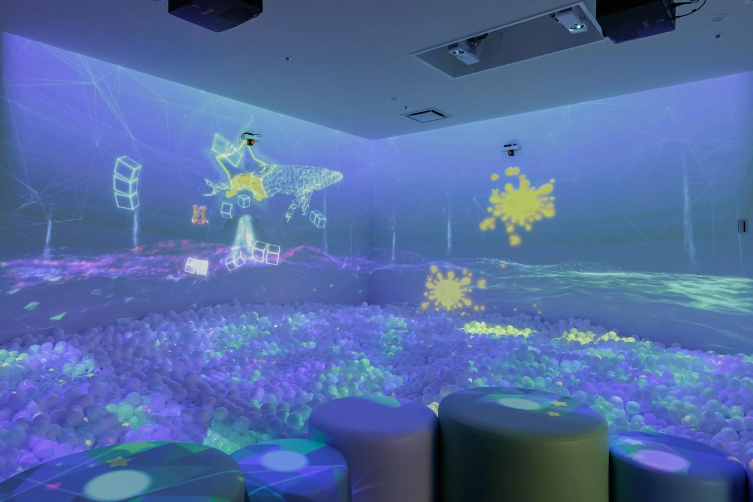 children in KAMENOI HOTEL Kamogawa