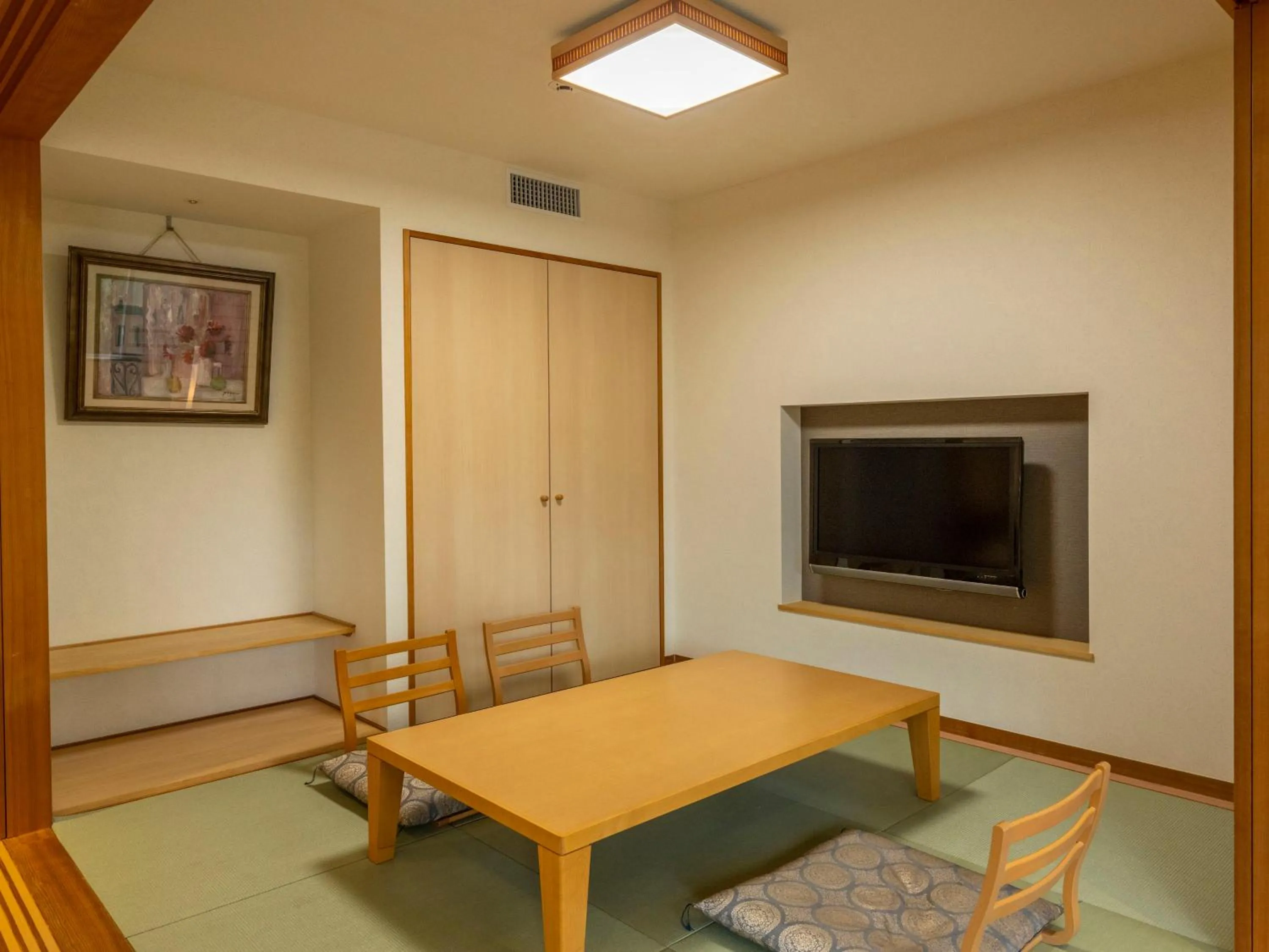 Photo of the whole room in KAMENOI HOTEL Kamogawa