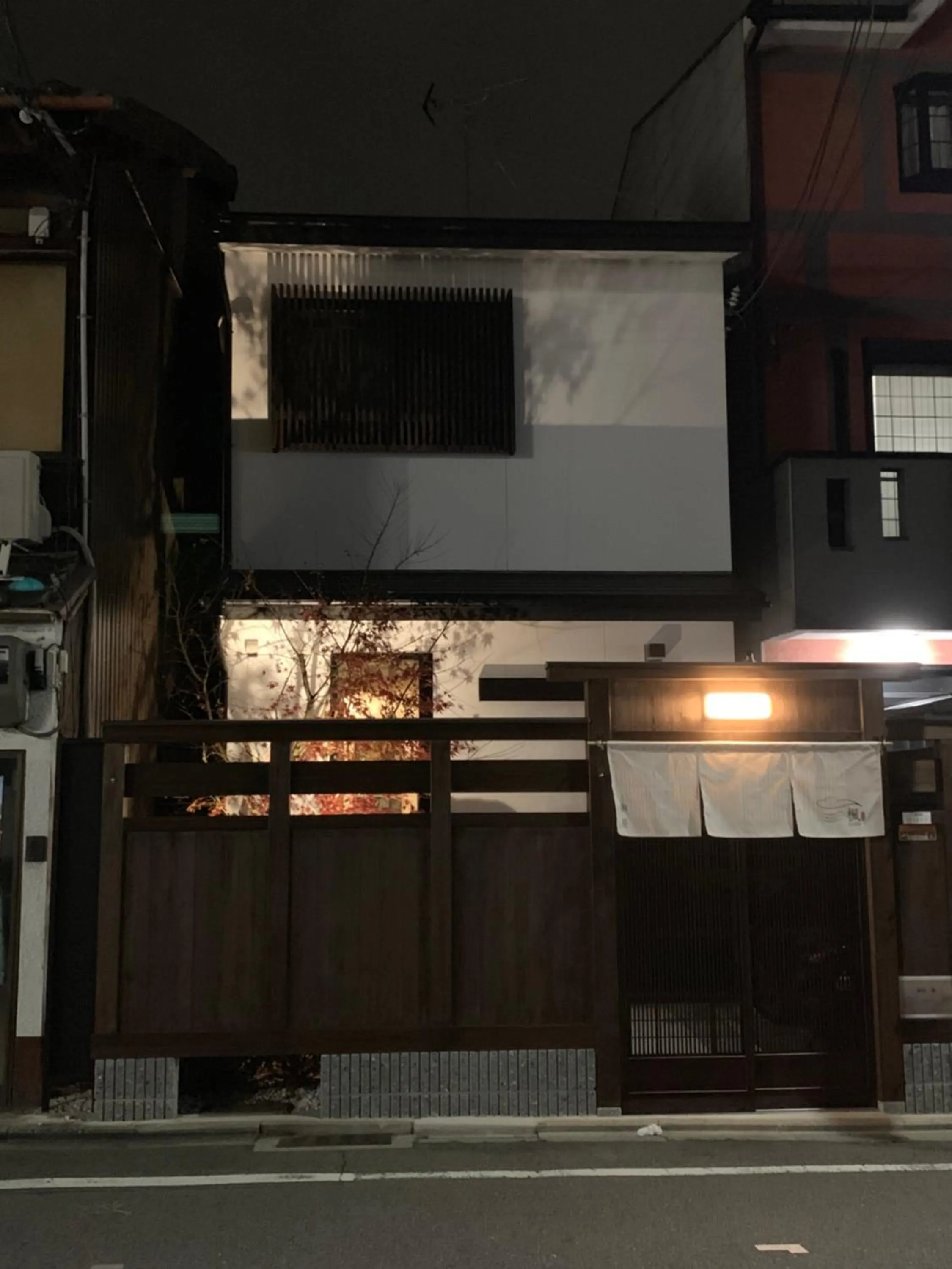 Facade/entrance in Onya Kaede