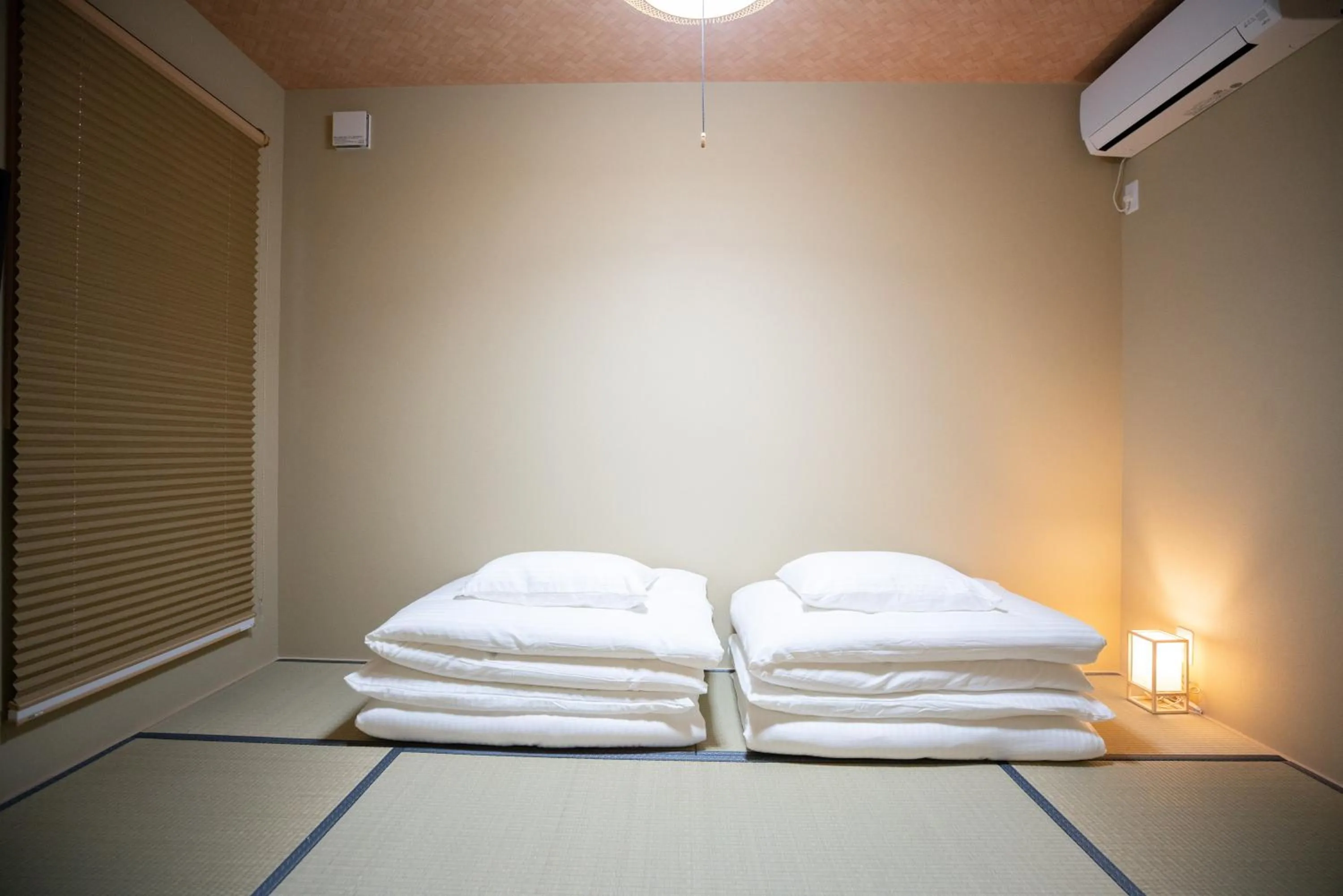 Bedroom, Bed in Onya Kaede