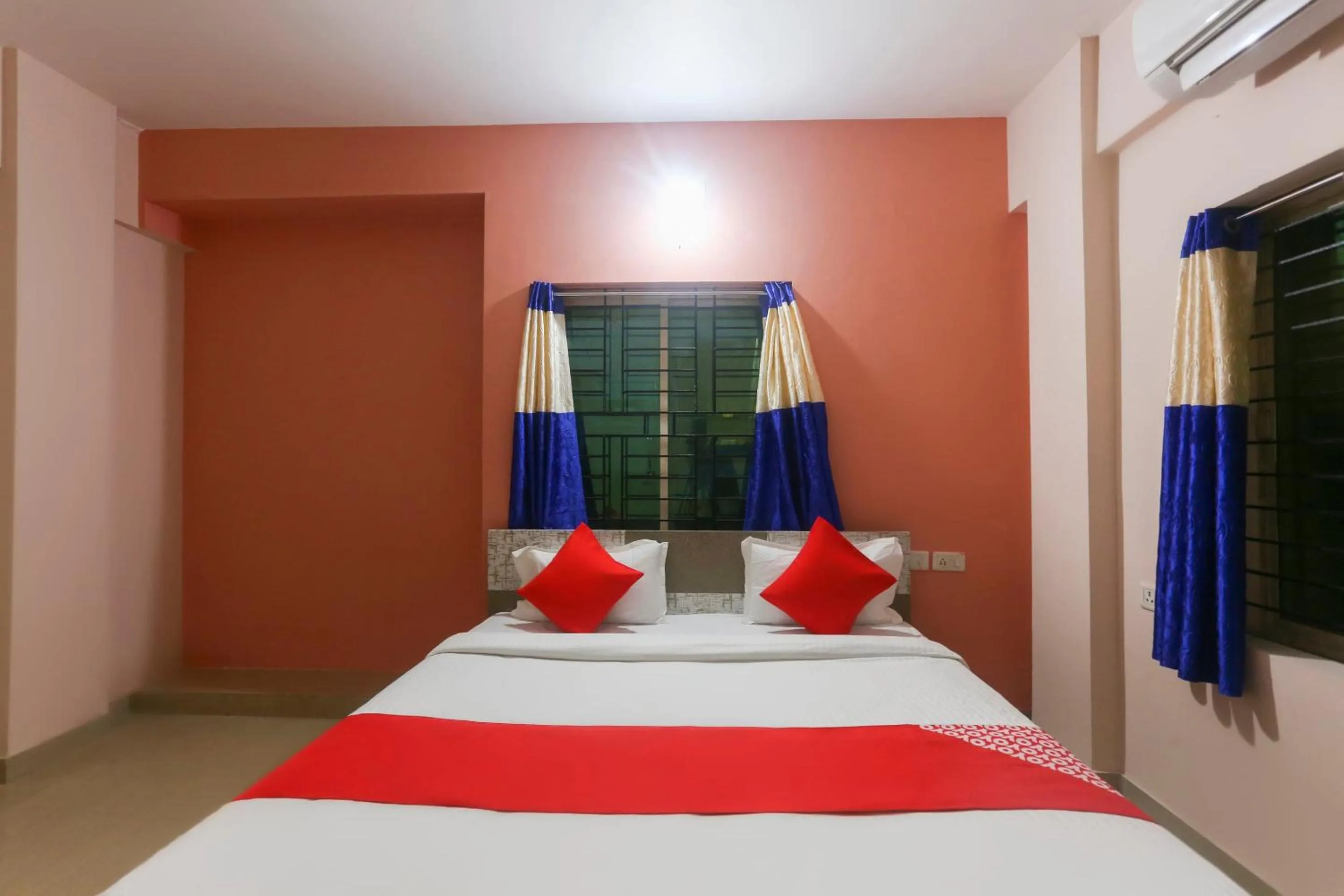 Bedroom, Bed in Hotel O Avigna Residency