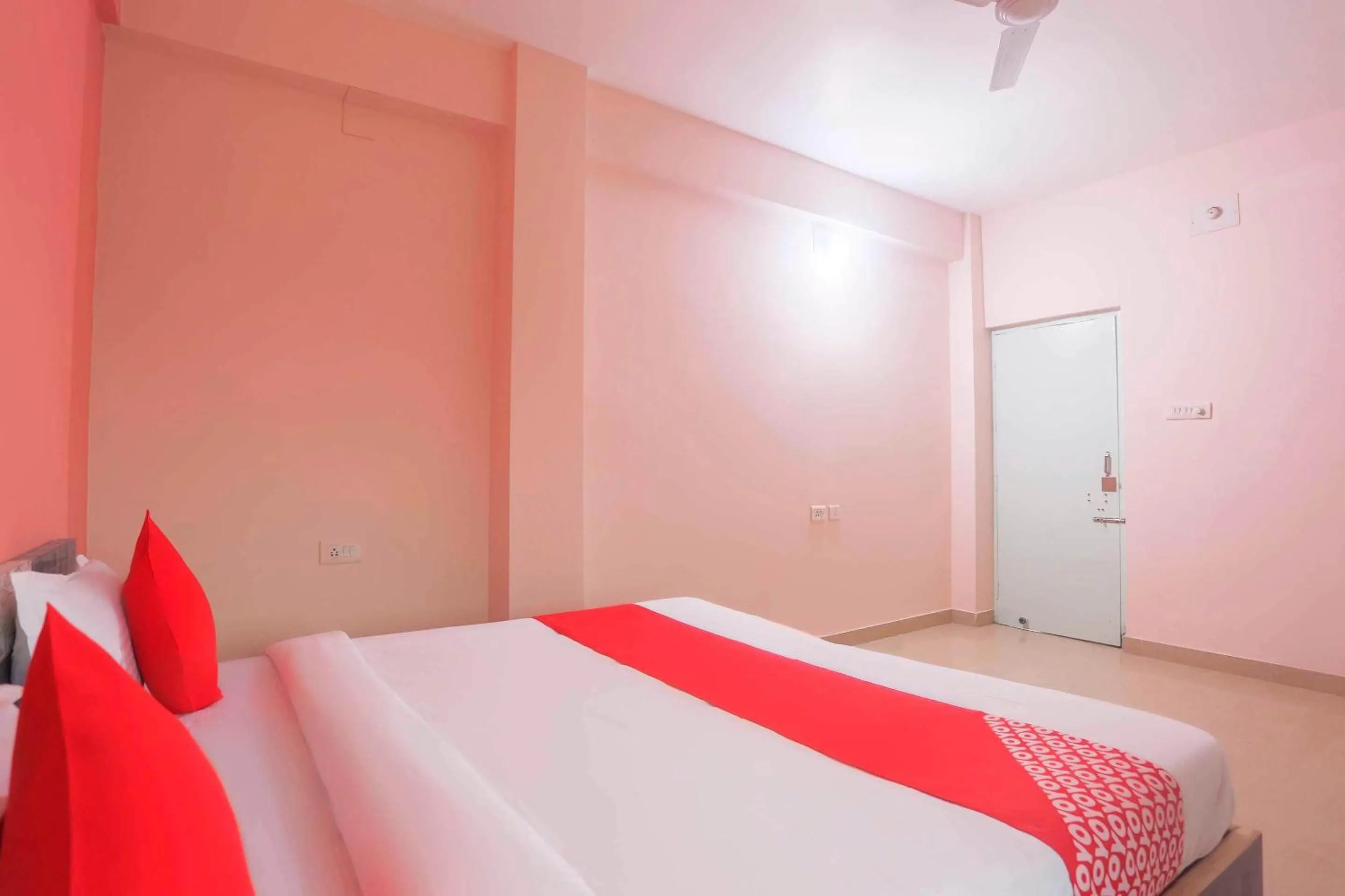 Bedroom, Bed in Hotel O Avigna Residency