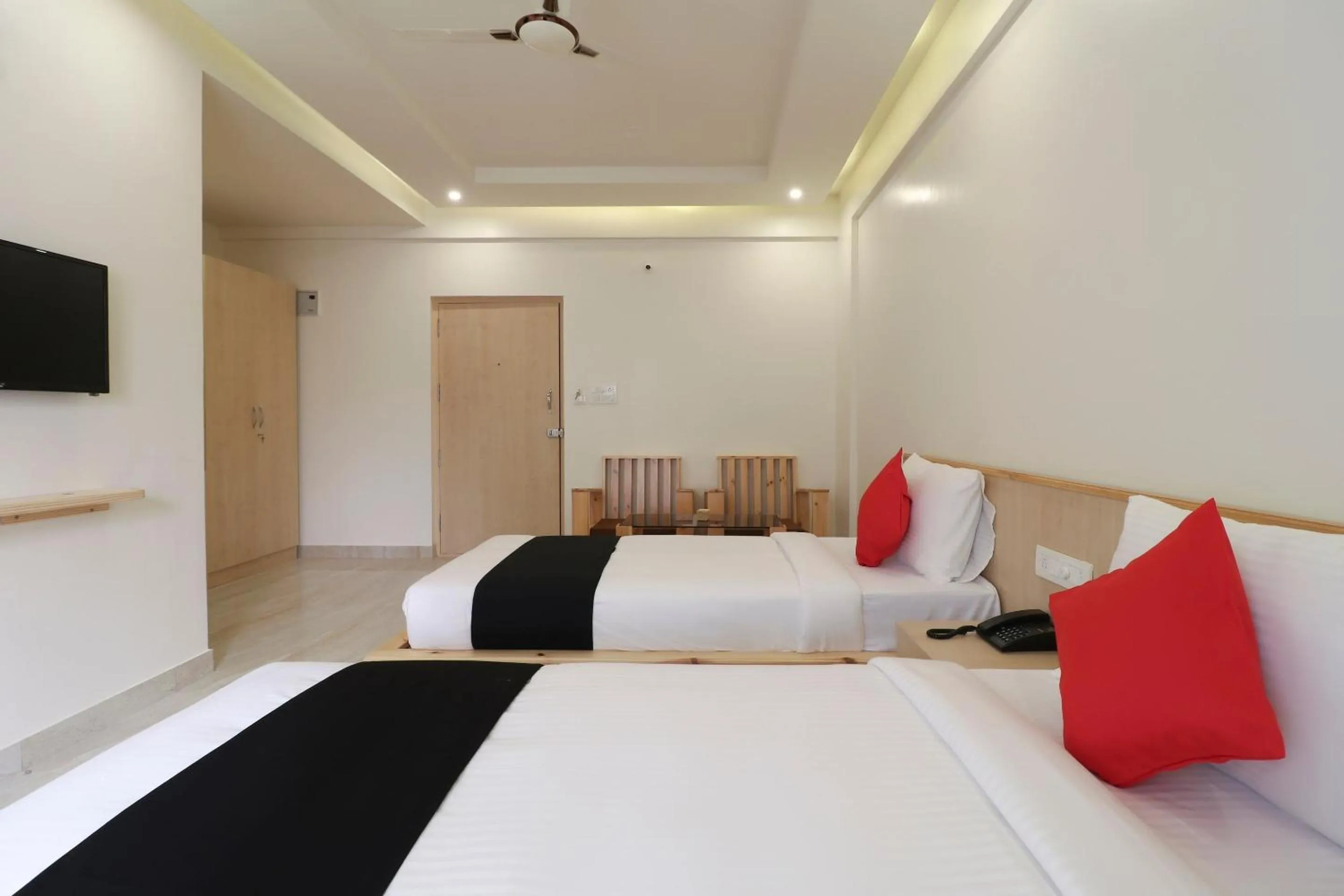 Bedroom, Bed in Super Collection O Prime Residency