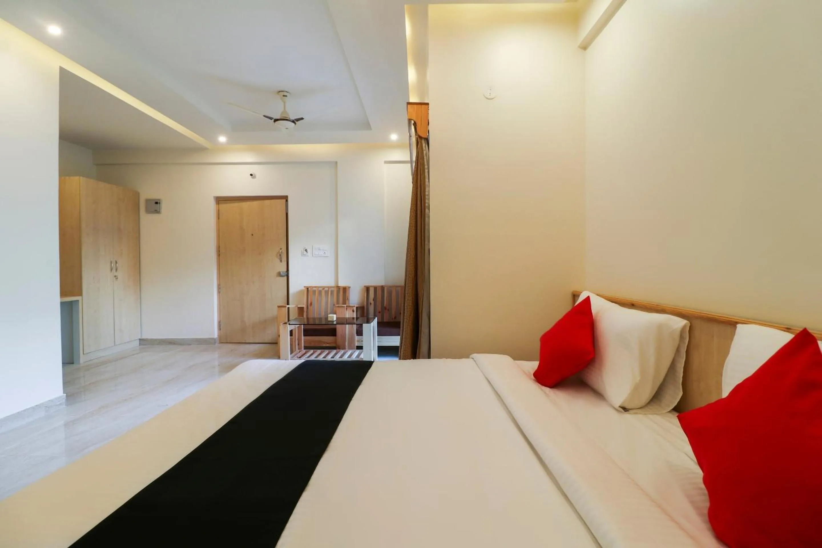 Bedroom, Bed in Super Collection O Prime Residency