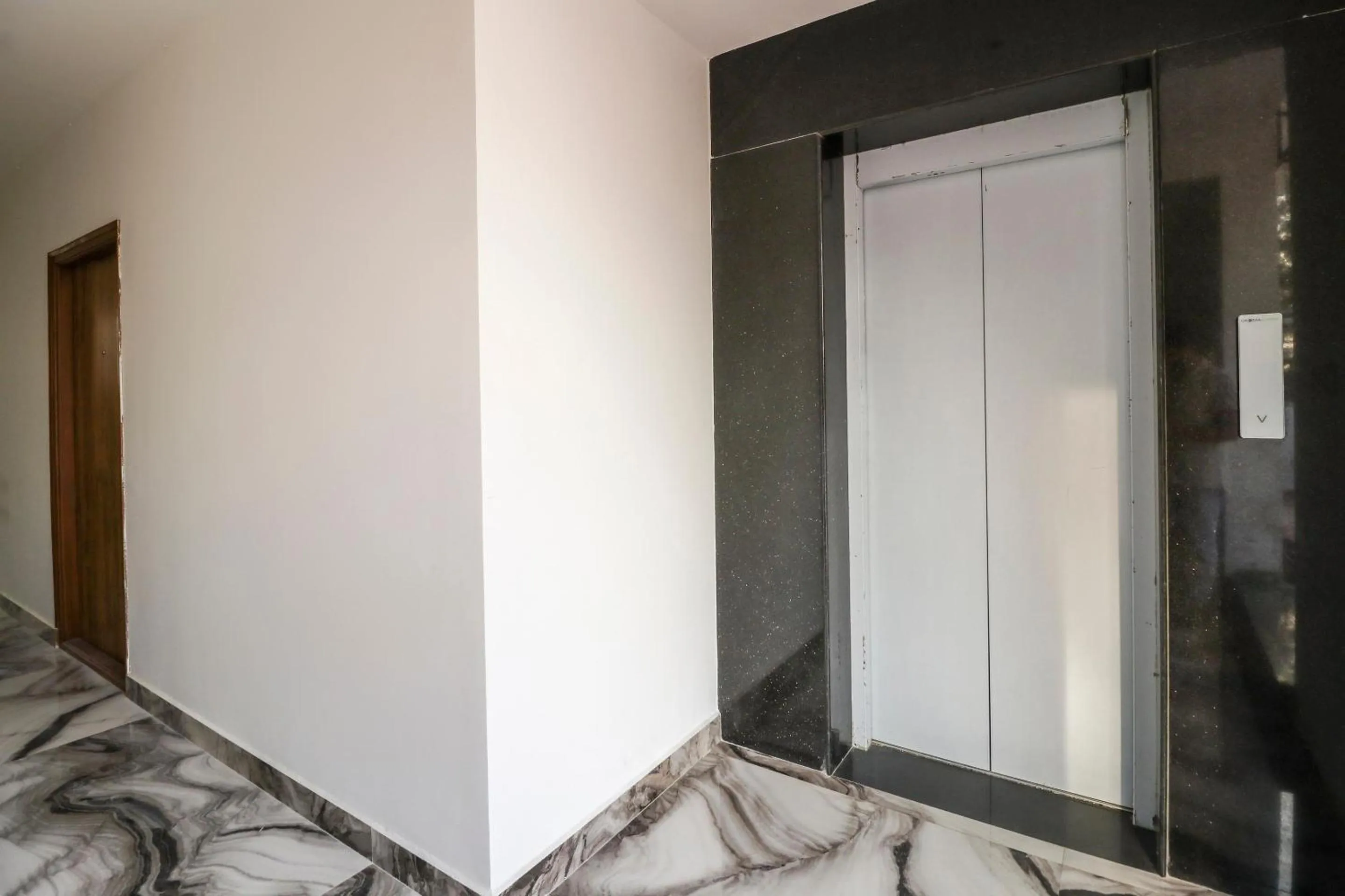 Lobby or reception, Bed in Super Collection O Prime Residency