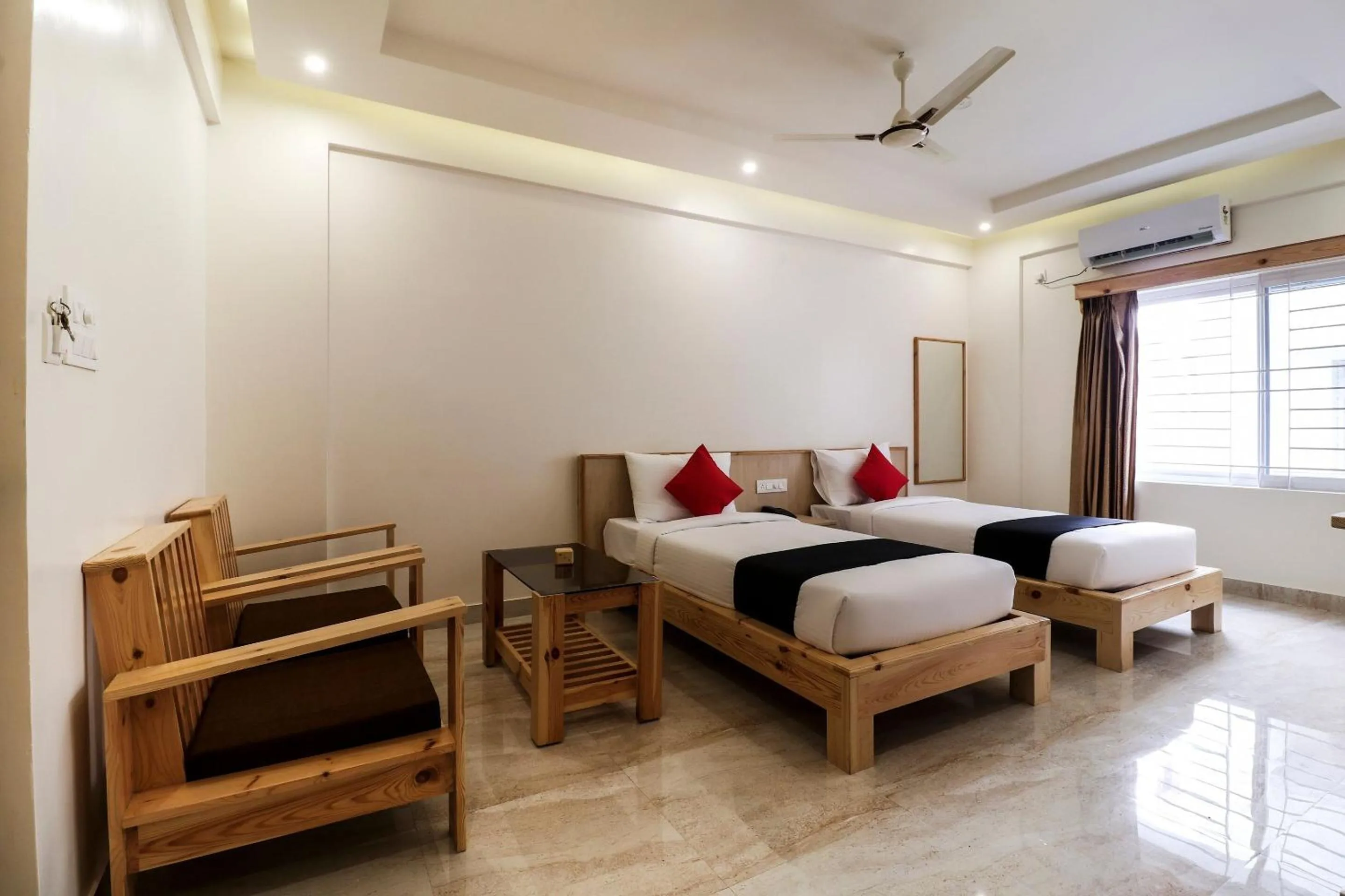 Lobby or reception, Bed in Super Collection O Prime Residency
