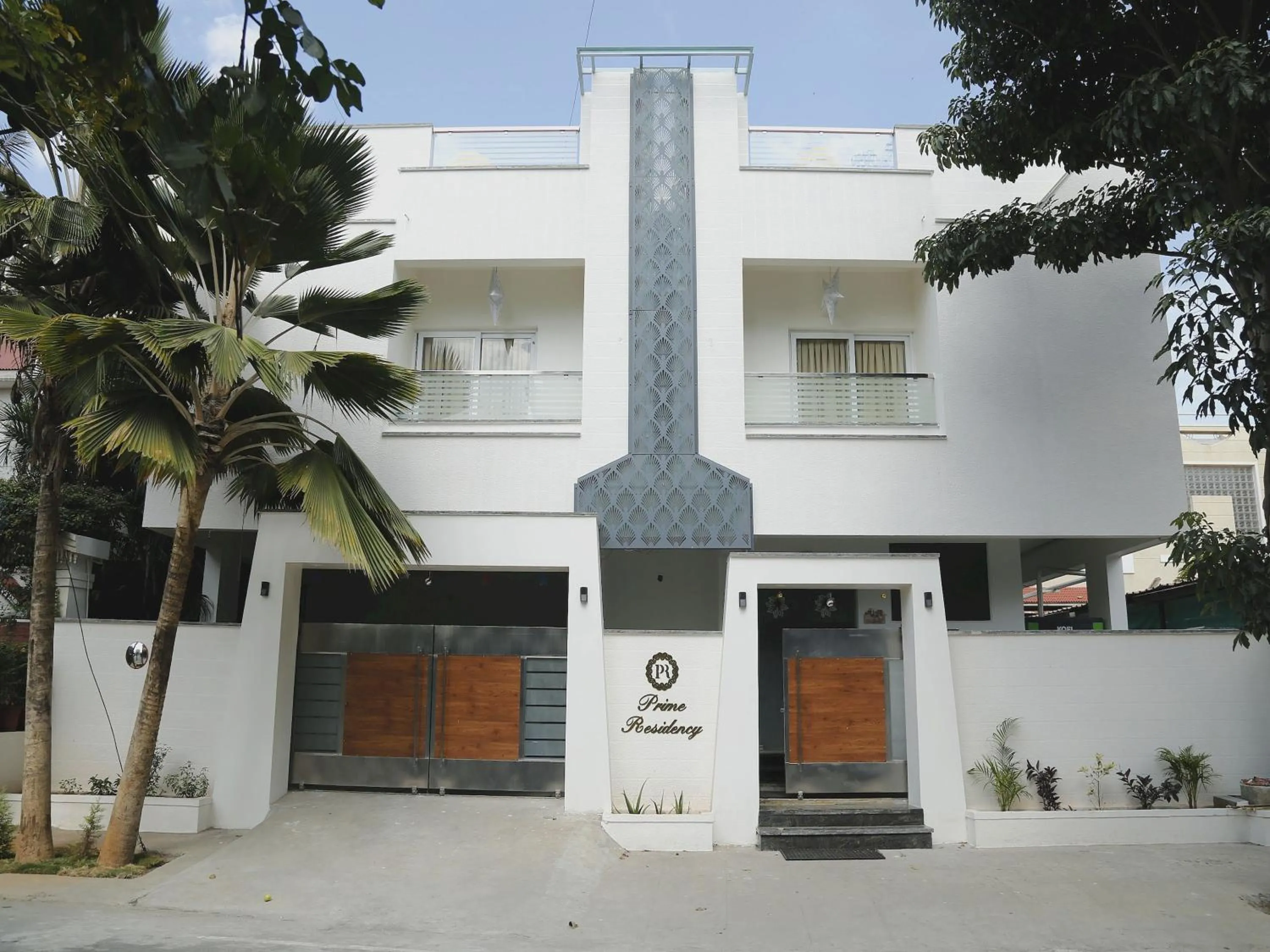 Facade/entrance in Super Collection O Prime Residency