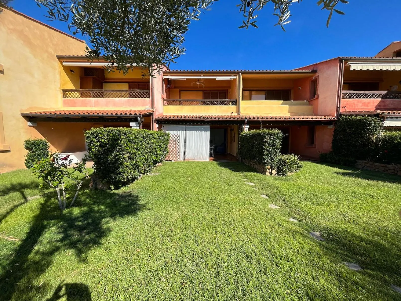 Porto Coda Cavallo Salina Bamba