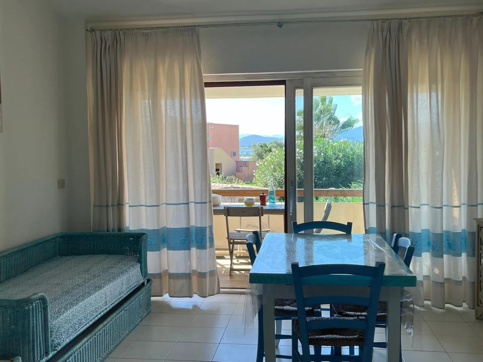 Bed in Porto Coda Cavallo Salina Bamba