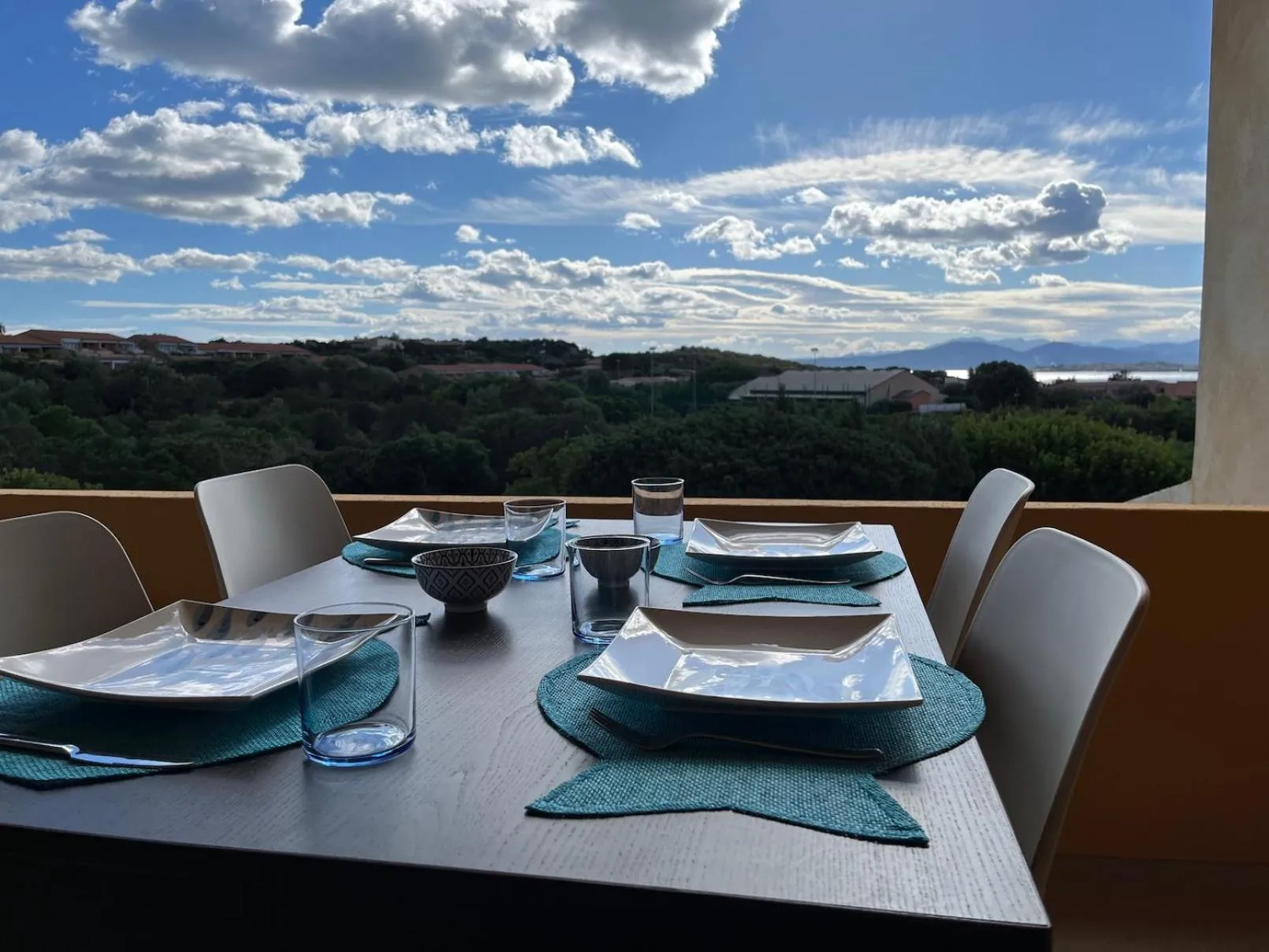 Porto Coda Cavallo Salina Bamba