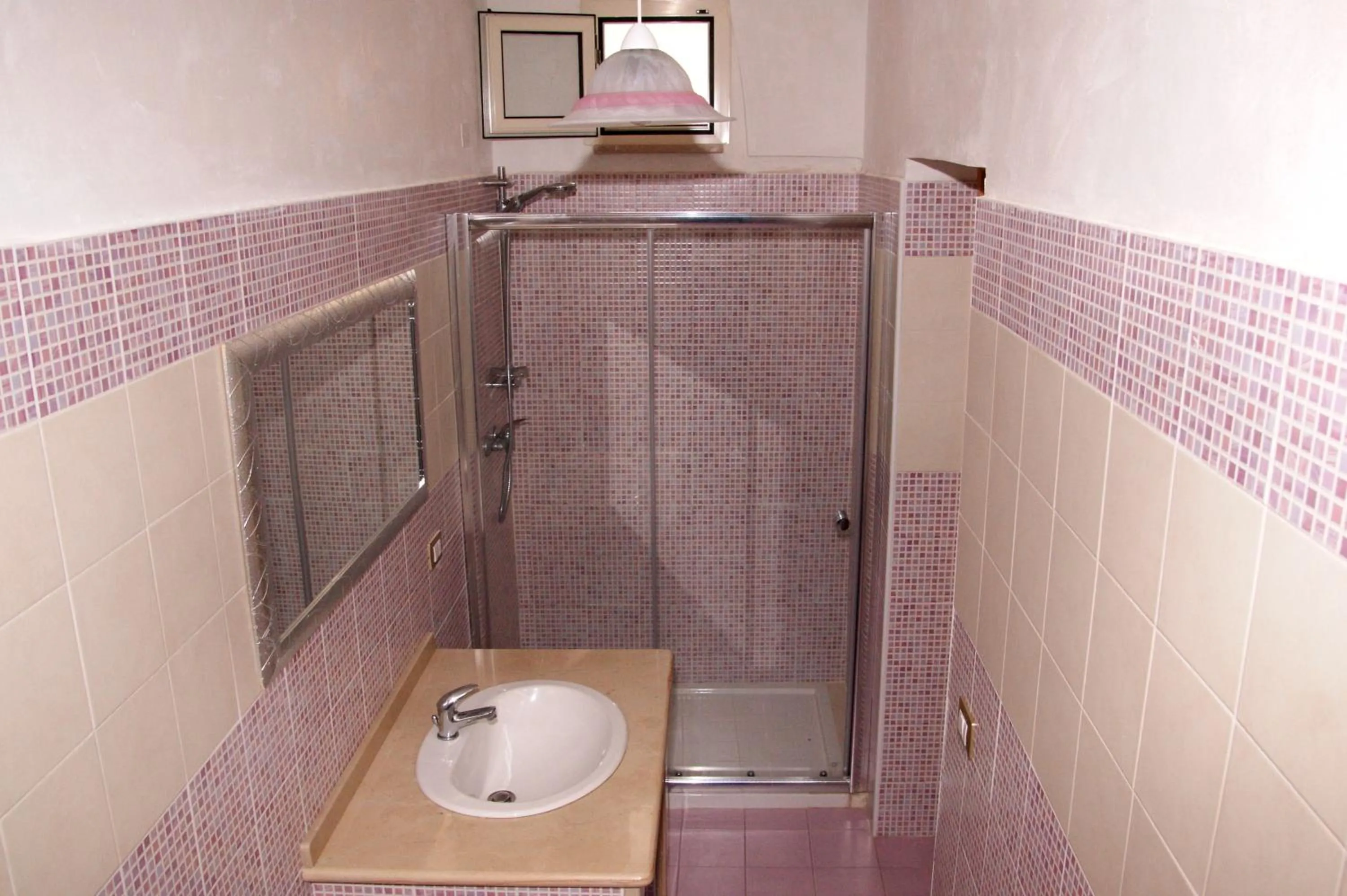 Bathroom in OtrantoCasa