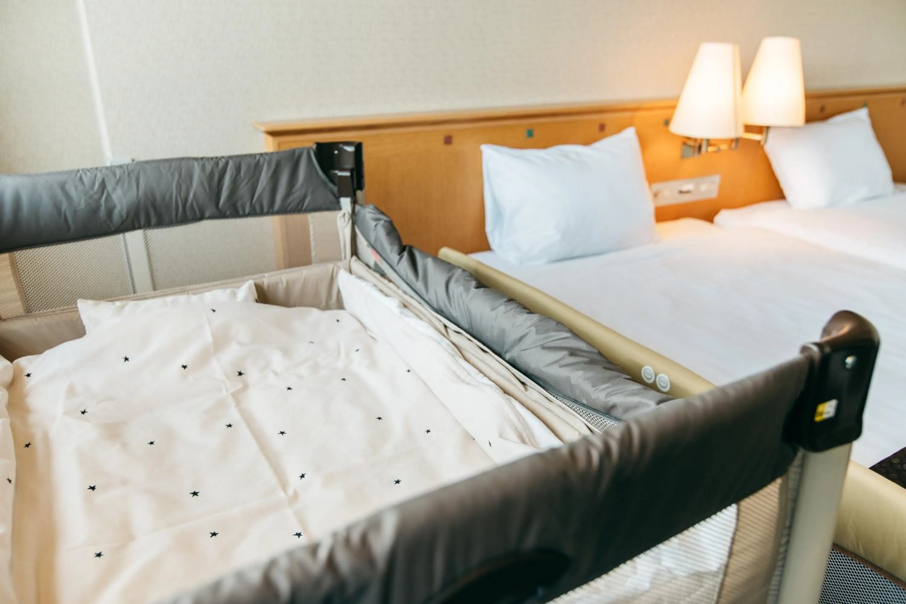 Photo of the whole room, Bed in KAMENOI HOTEL Kii-Tanabe