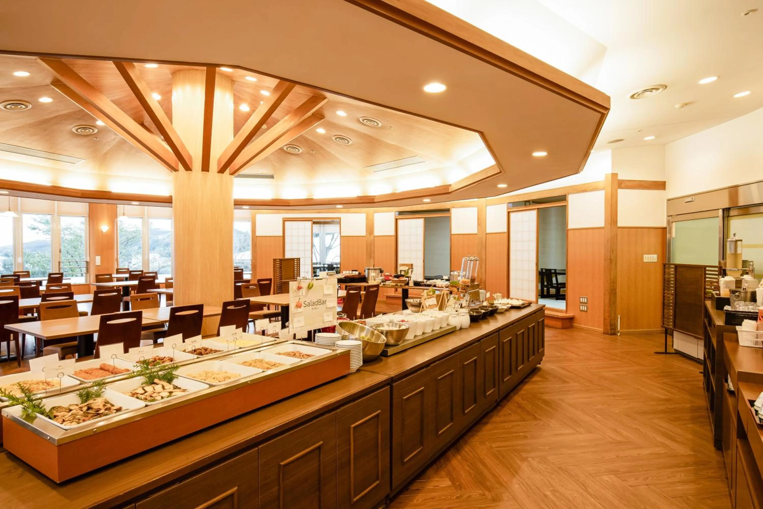 Restaurant/places to eat in KAMENOI HOTEL Kochi