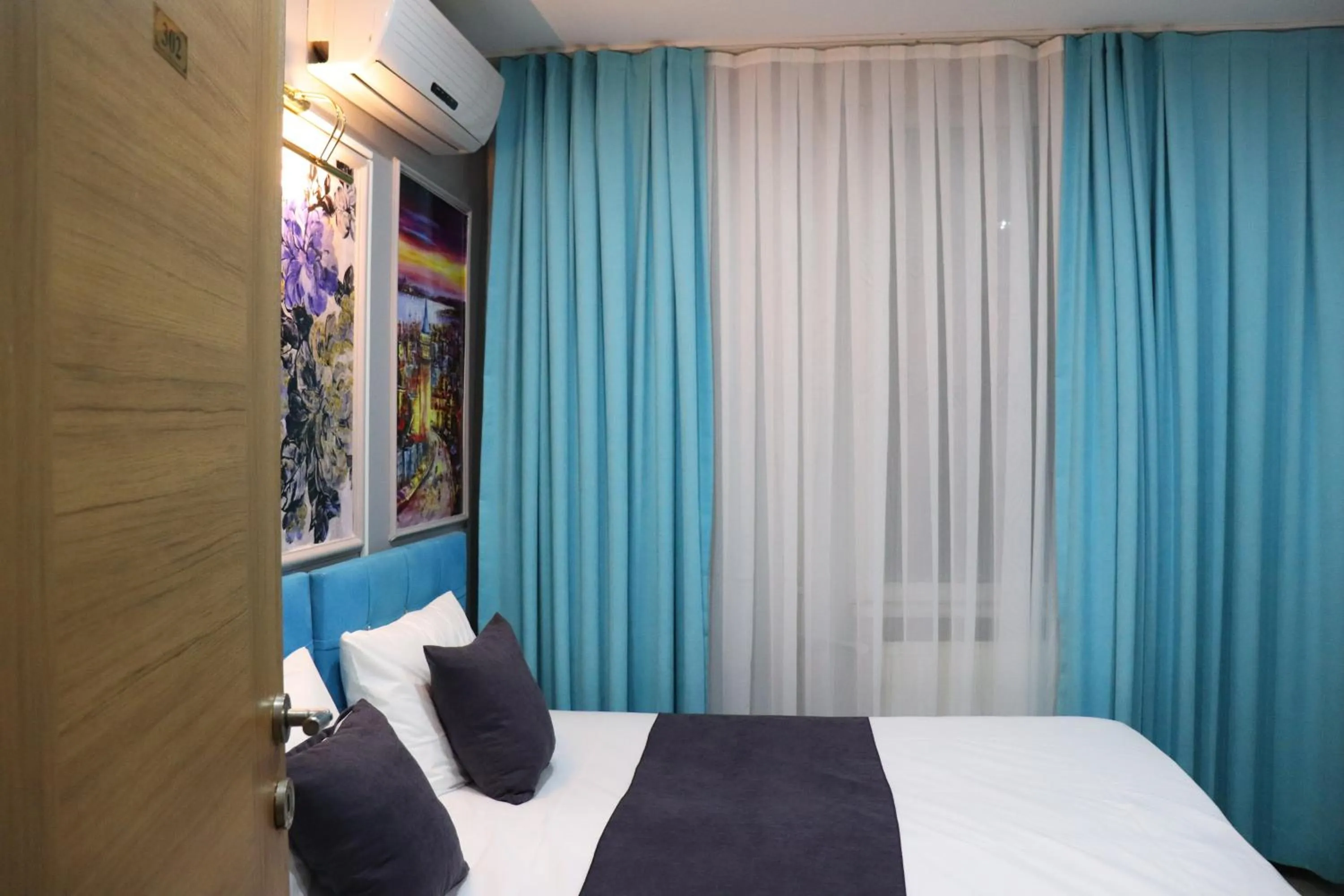 Bed in İstanbul Terrace Hotel