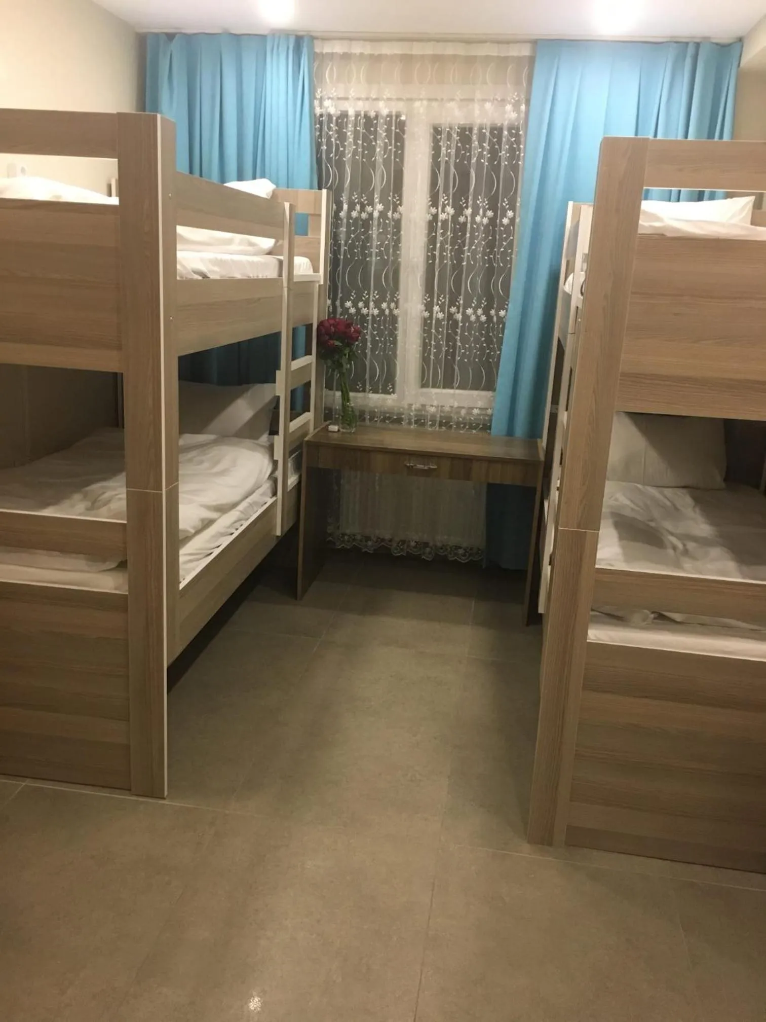bunk bed, Bed in İstanbul Terrace Hotel