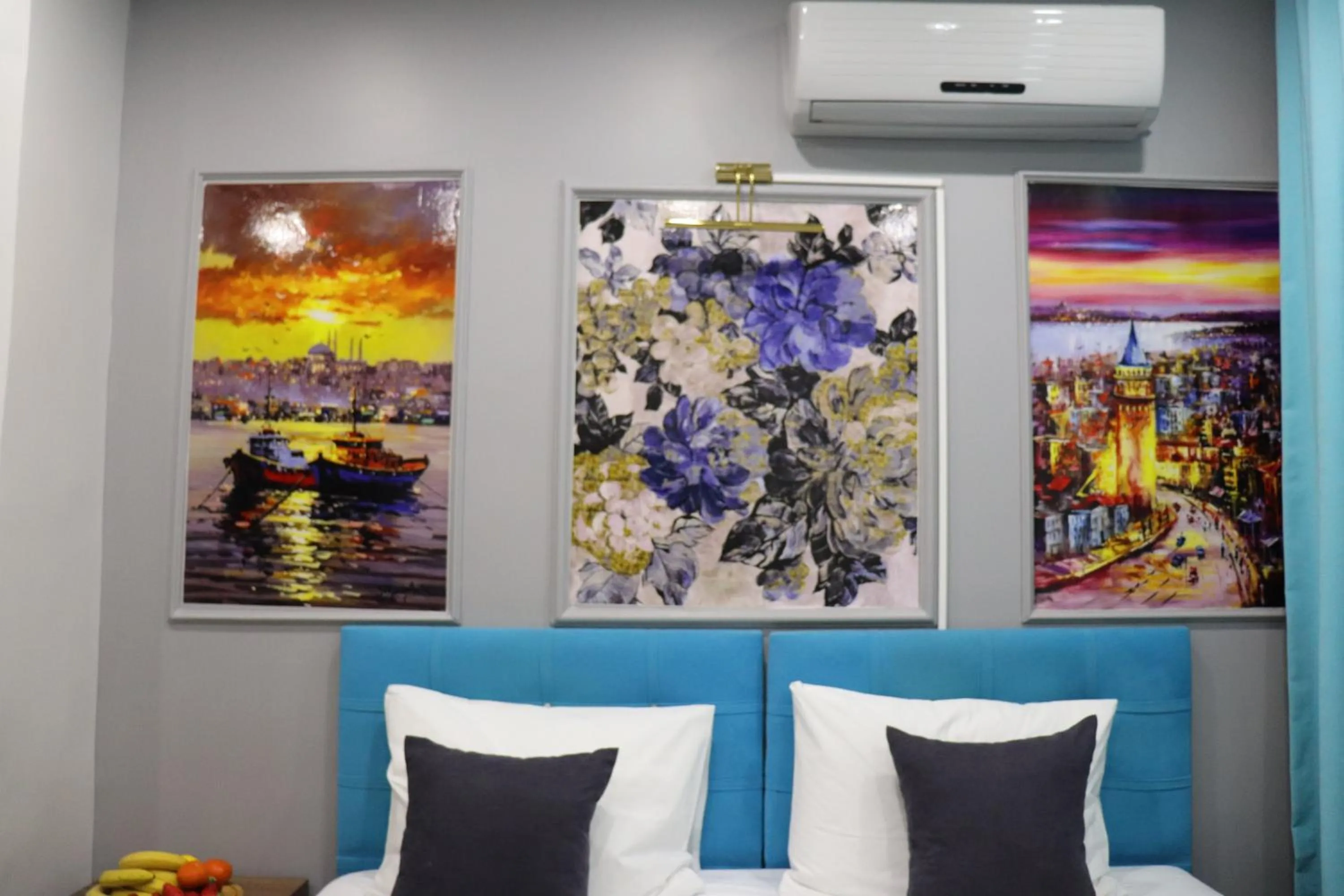 Bed in İstanbul Terrace Hotel