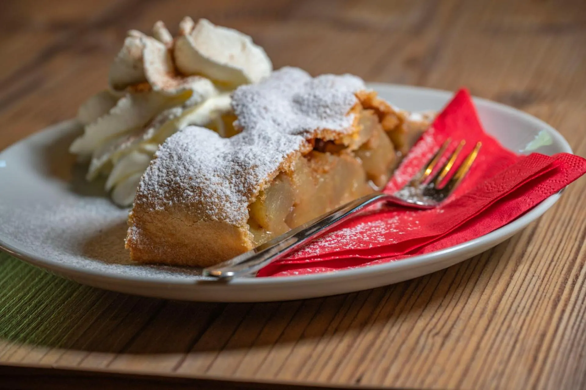 Restaurant/places to eat in Pichlerhof