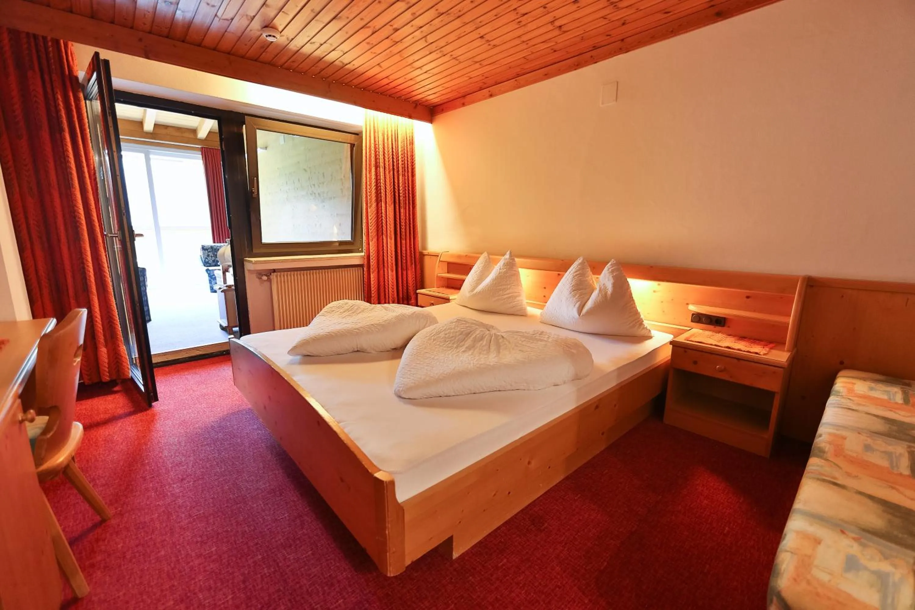 Photo of the whole room, Bed in Pichlerhof