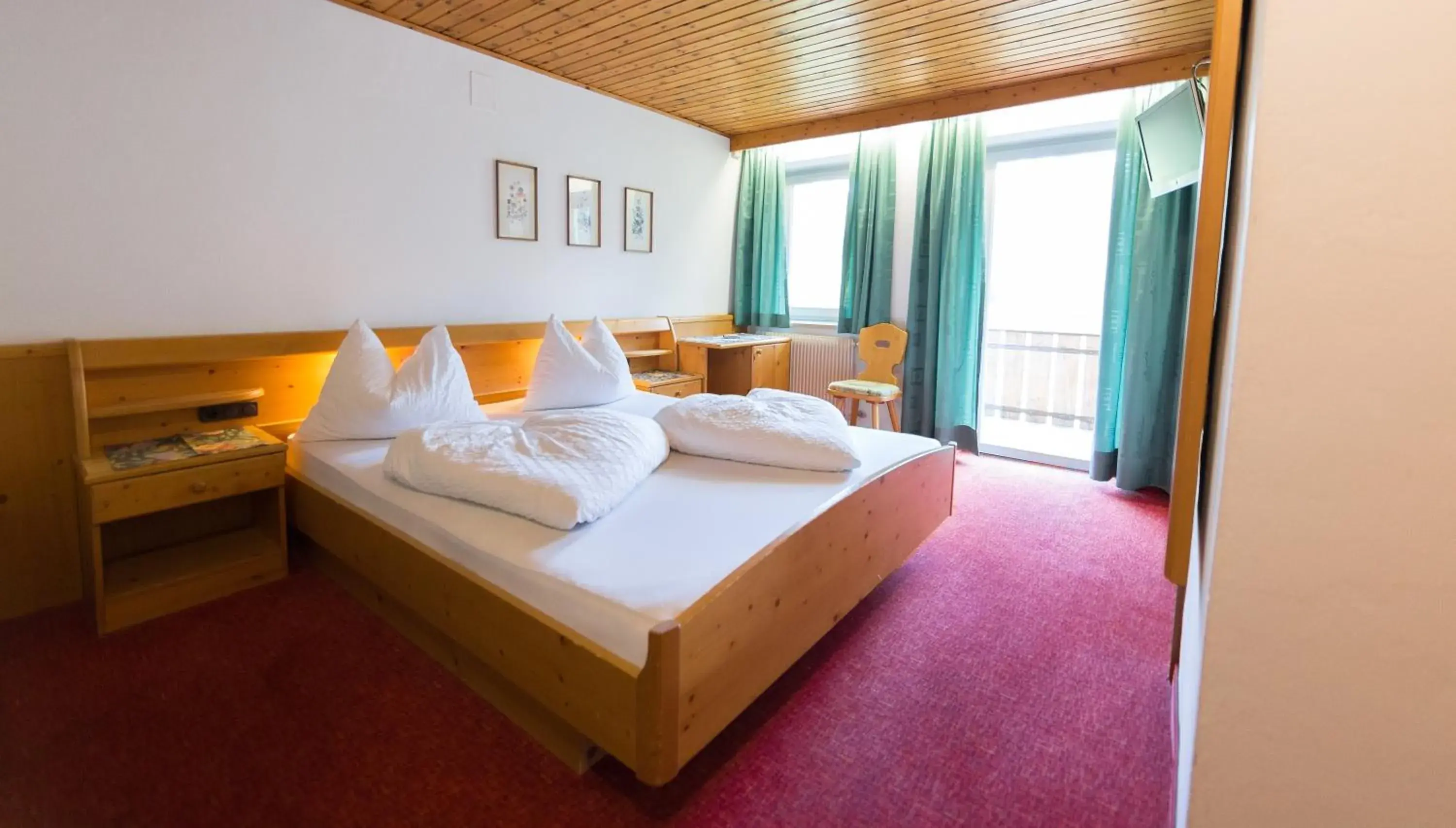 Double Room with Balcony in Pichlerhof Double Room with Balcony in Pichlerhof