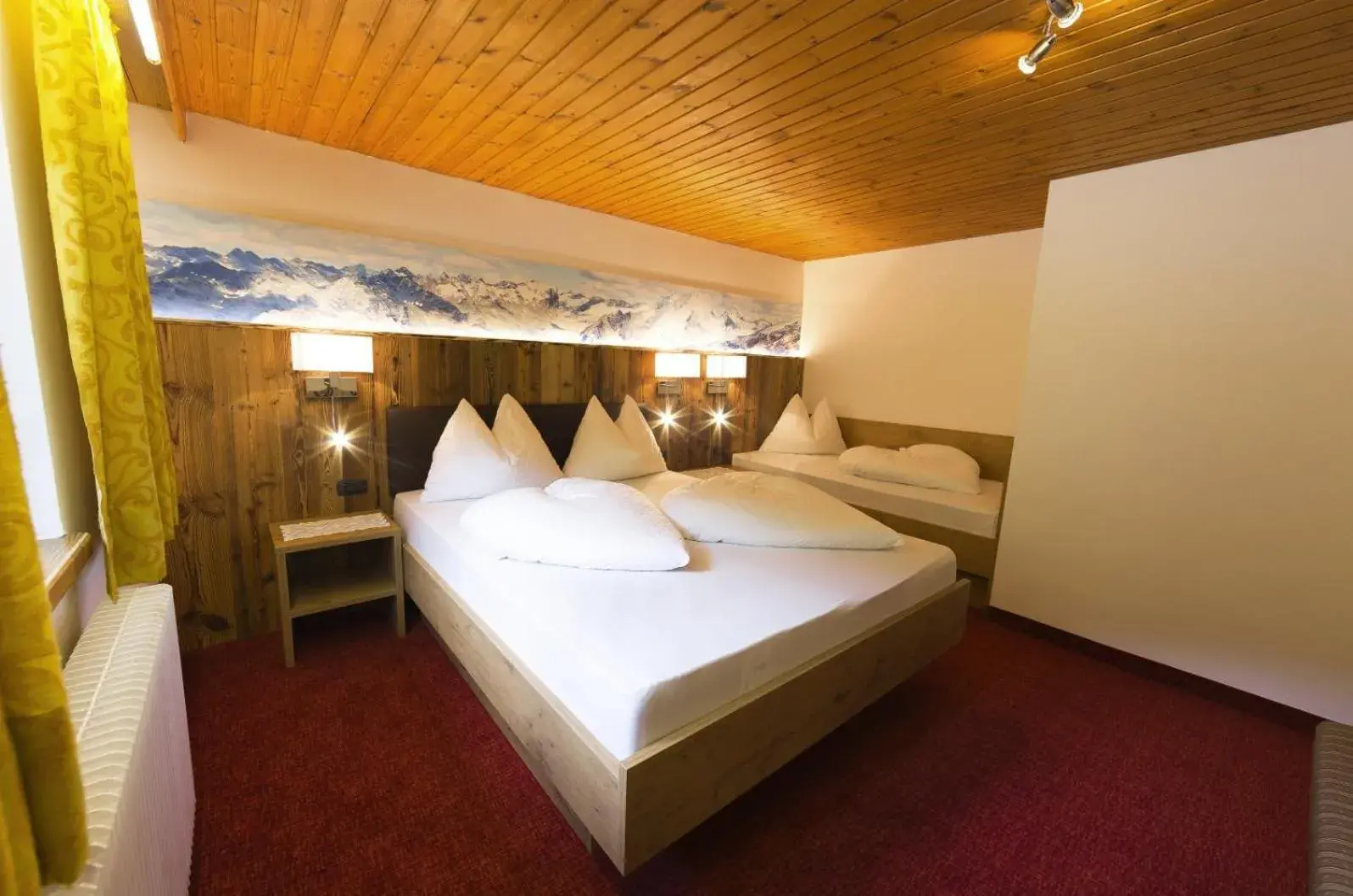 Triple Room in Pichlerhof Triple Room in Pichlerhof