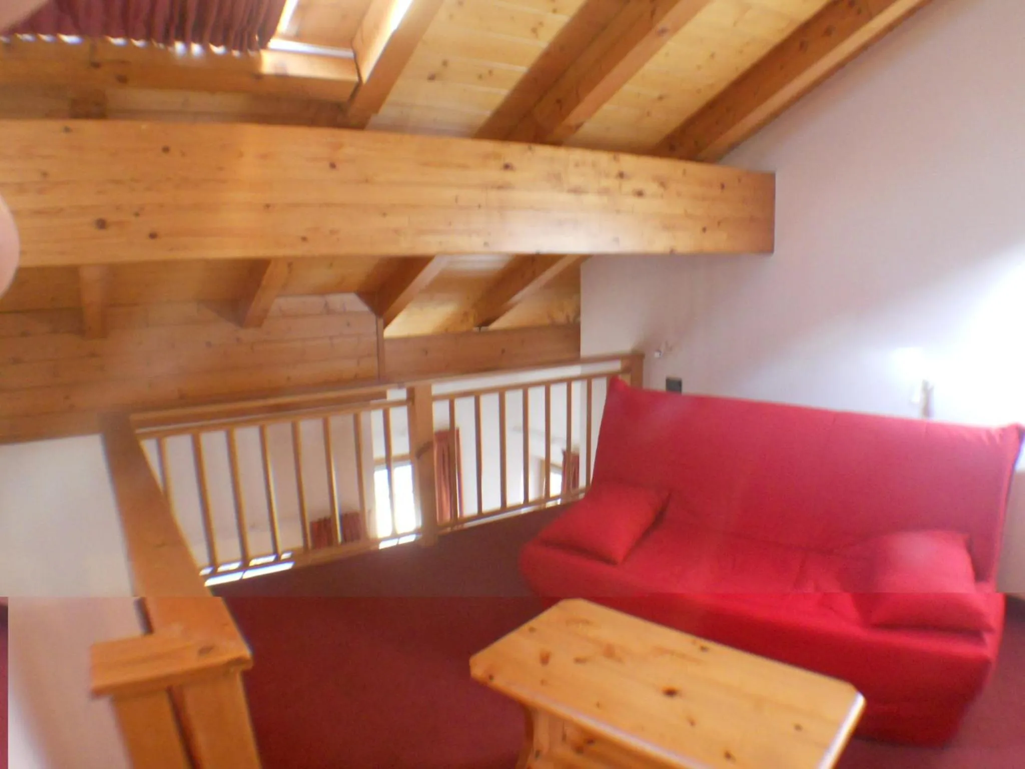 Decorative detail in Garni Manuela